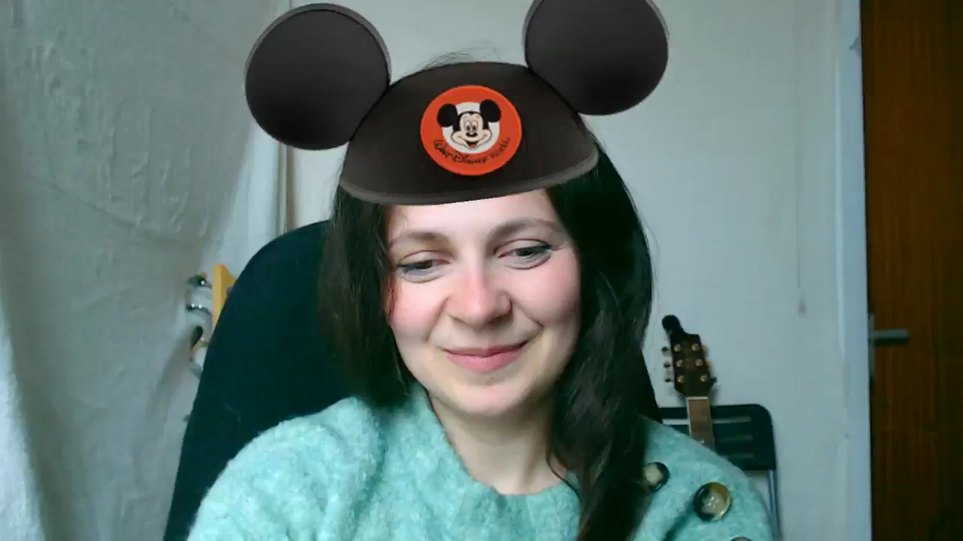 Gallery image thumbnail from LeilaLight's myfreecams stream on, 04/01/2024, 11:11 image 17 of 20