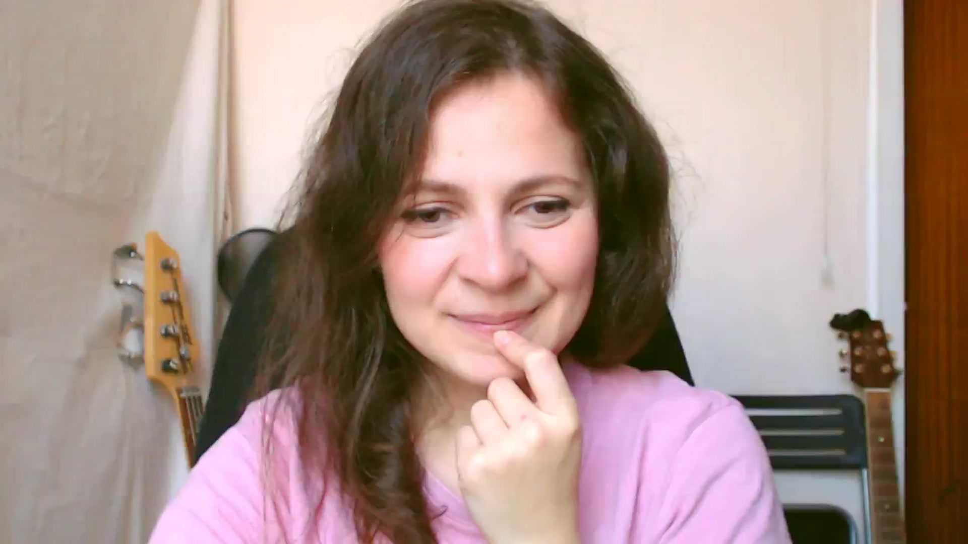 Gallery image thumbnail from LeilaLight's myfreecams stream on, 04/02/2024, 10:25 image 9 of 20