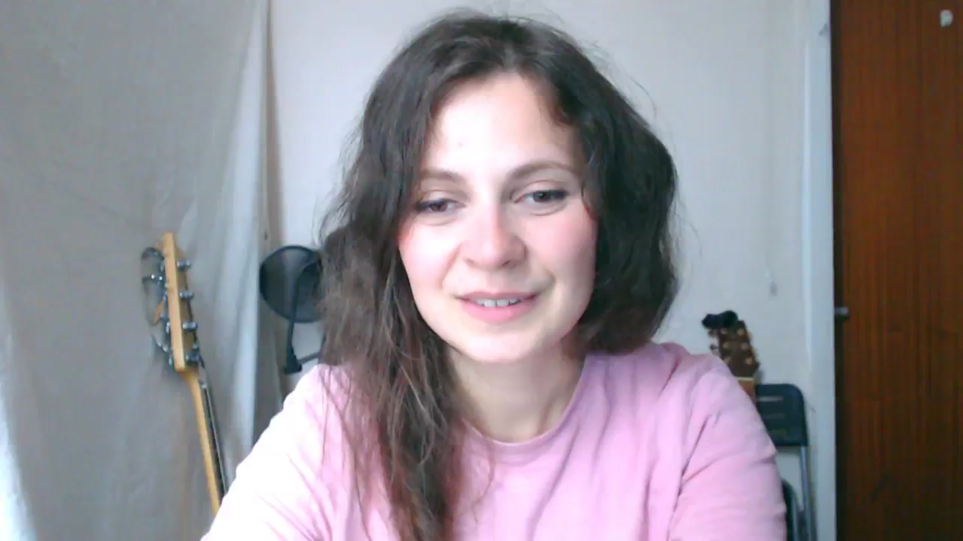 Gallery image thumbnail from LeilaLight's myfreecams stream on, 04/02/2024, 14:03 image 19 of 20