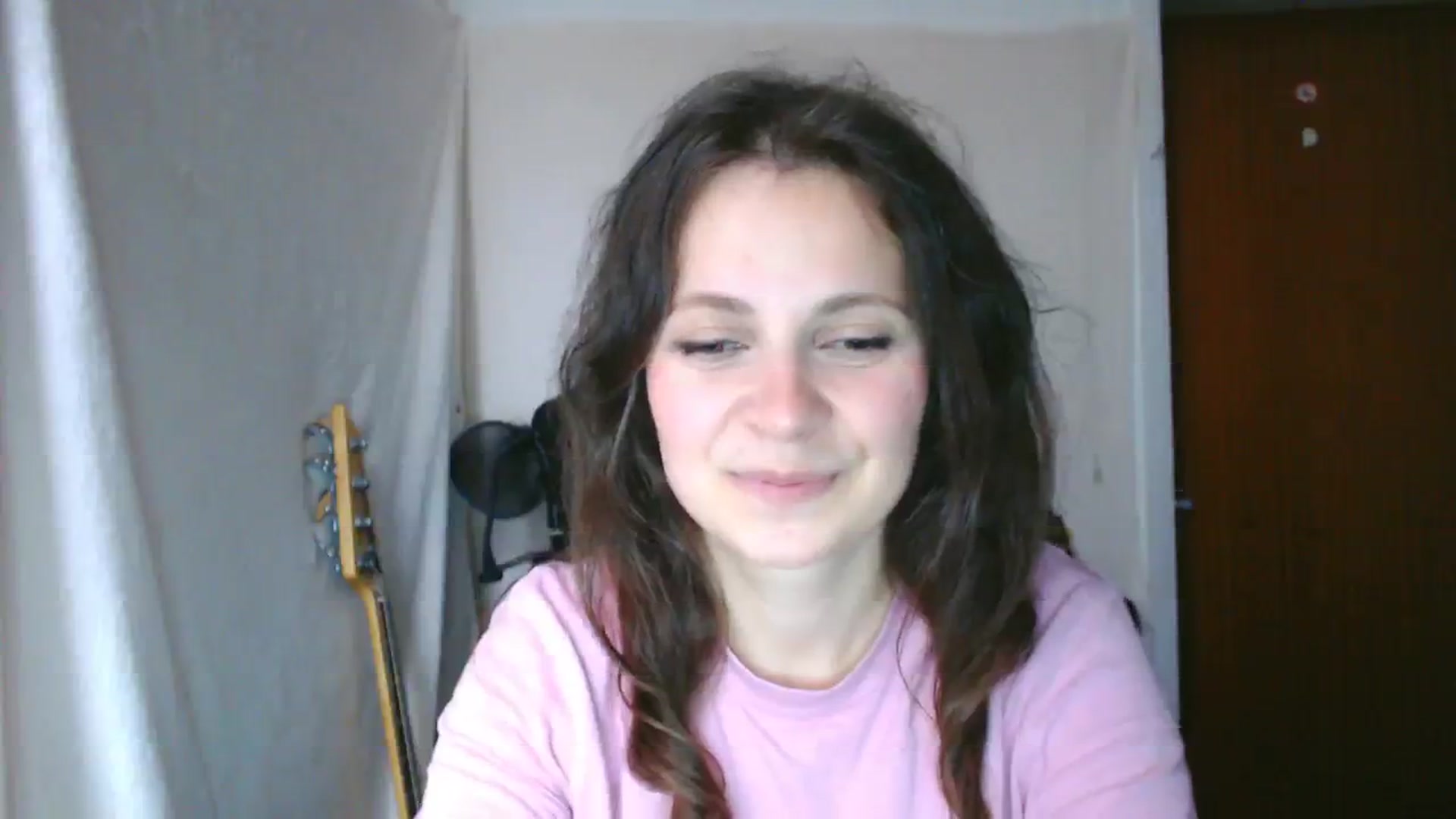 Gallery image thumbnail from LeilaLight's myfreecams stream on, 04/02/2024, 16:13 image 3 of 20