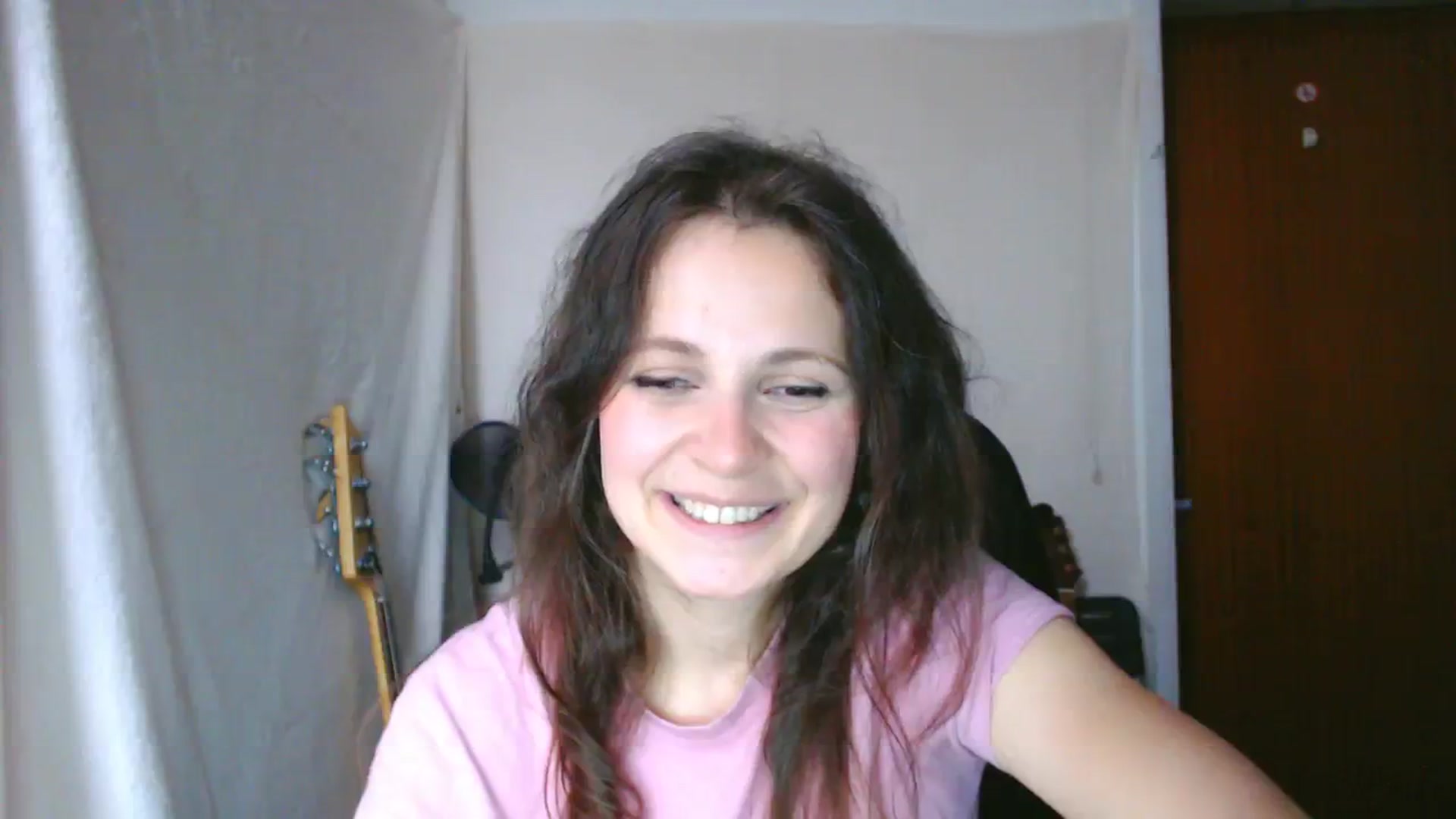 Gallery image thumbnail from LeilaLight's myfreecams stream on, 04/02/2024, 16:13 image 12 of 20