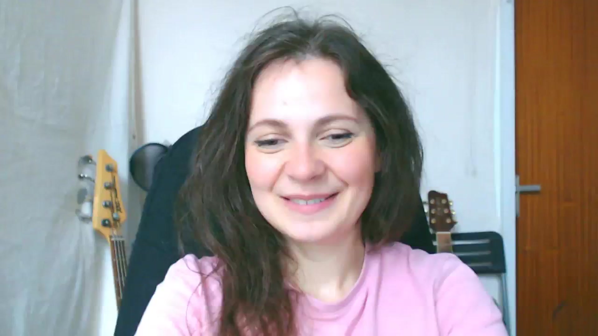 Gallery image thumbnail from LeilaLight's myfreecams stream on, 04/08/2024, 11:36 image 7 of 20