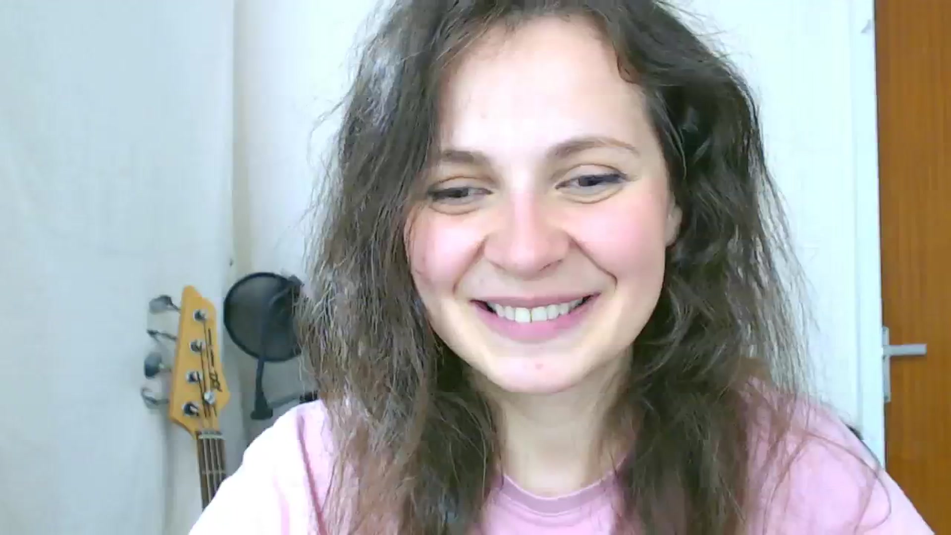 Gallery image thumbnail from LeilaLight's myfreecams stream on, 04/08/2024, 15:33 image 14 of 20
