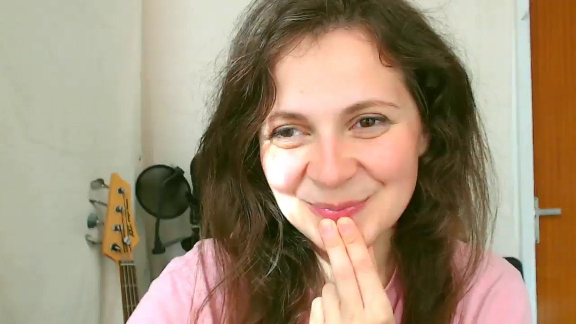 Gallery image thumbnail from LeilaLight's myfreecams stream on, 04/08/2024, 15:33 image 18 of 20