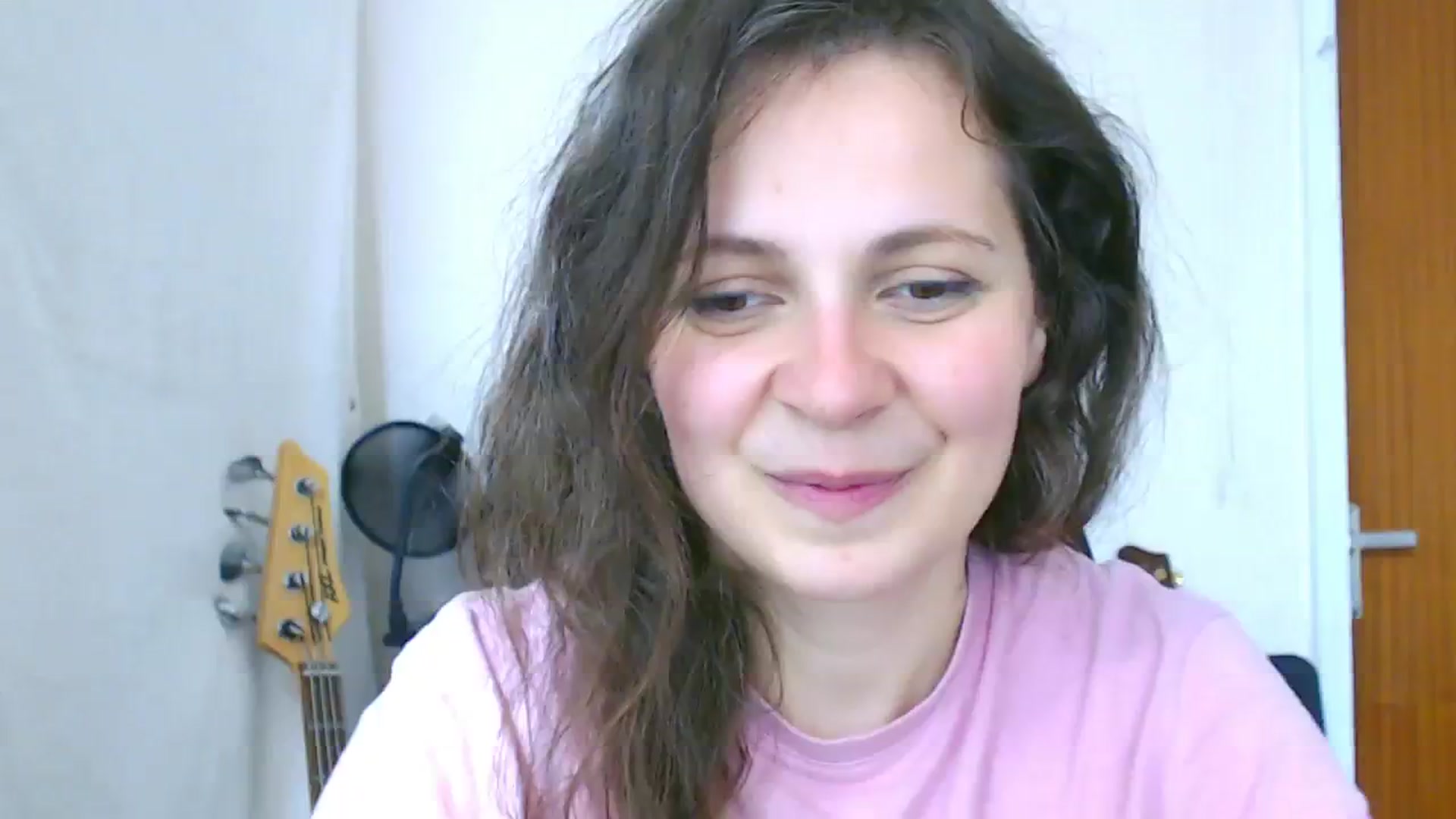 Gallery image thumbnail from LeilaLight's myfreecams stream on, 04/08/2024, 15:33 image 12 of 20