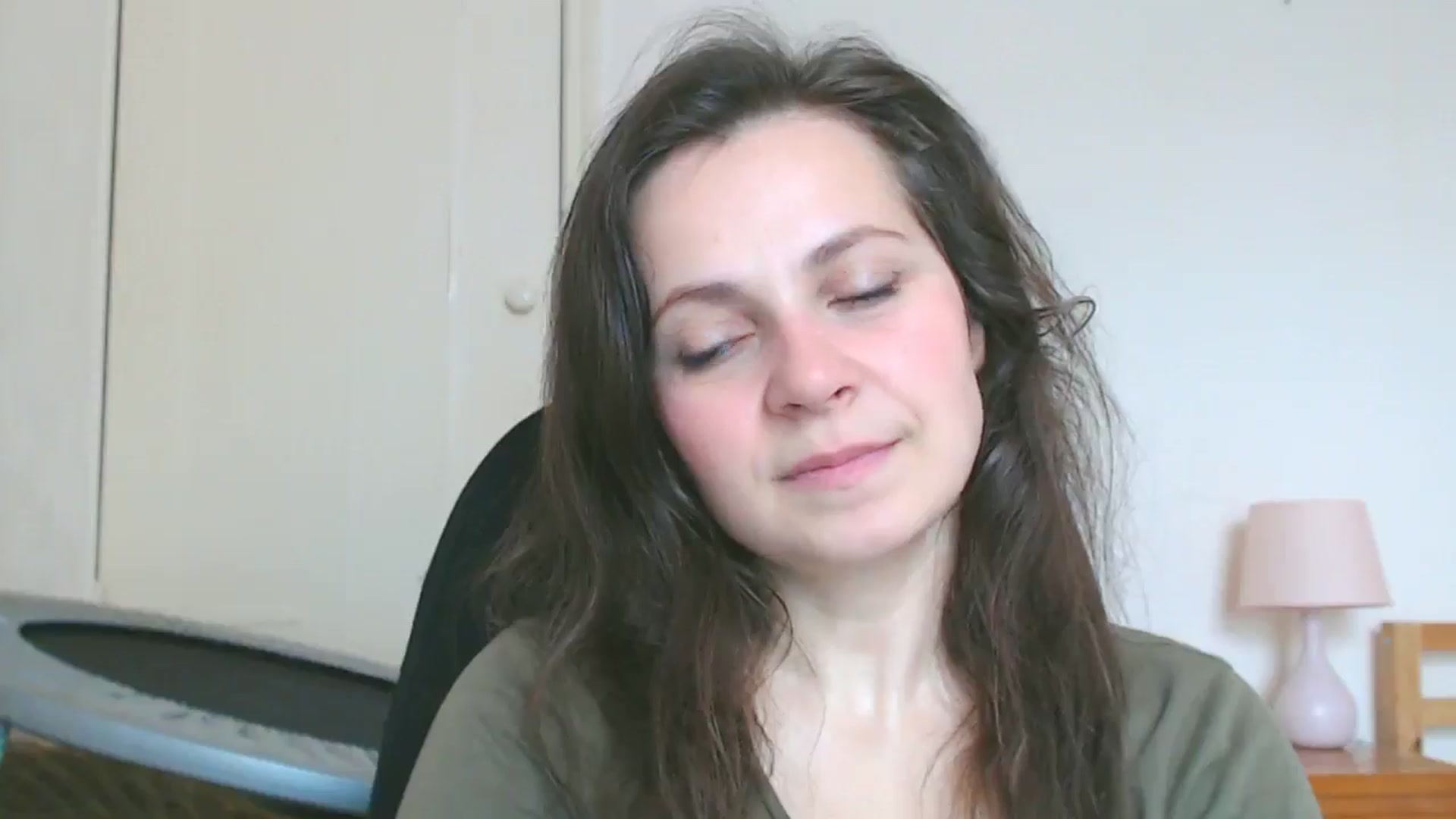 Gallery image thumbnail from LeilaLight's myfreecams stream on, 05/02/2024, 11:05 image 17 of 20