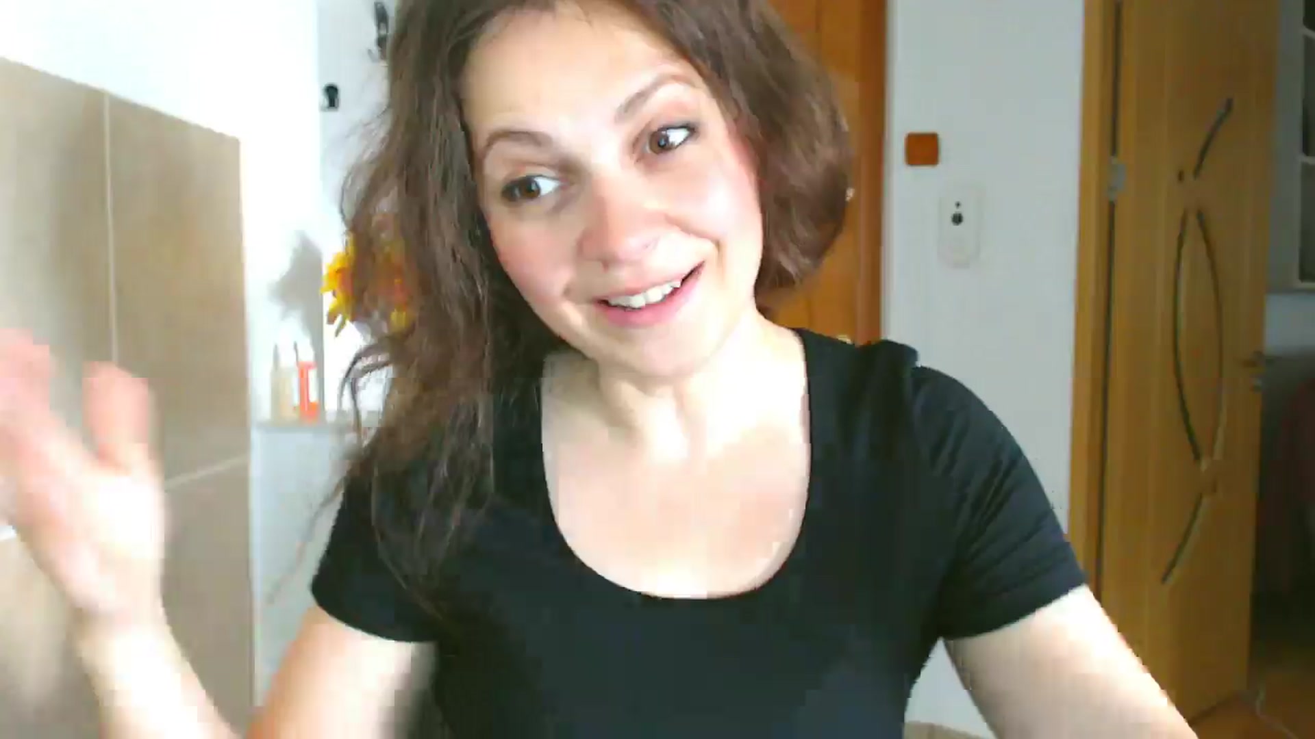 Gallery image thumbnail from LeilaLight's myfreecams stream on, 06/06/2024, 12:49 image 3 of 20