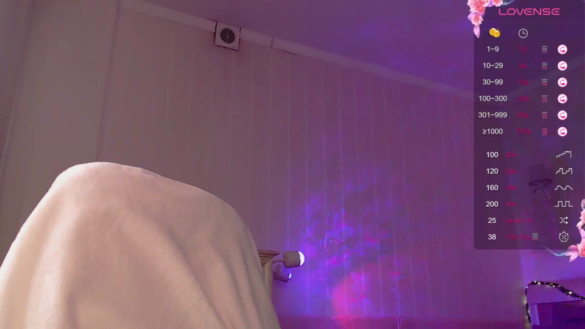 Gallery image thumbnail from LeilaVanilla's myfreecams stream on, 09/21/2025, 20:16 image 15 of 20