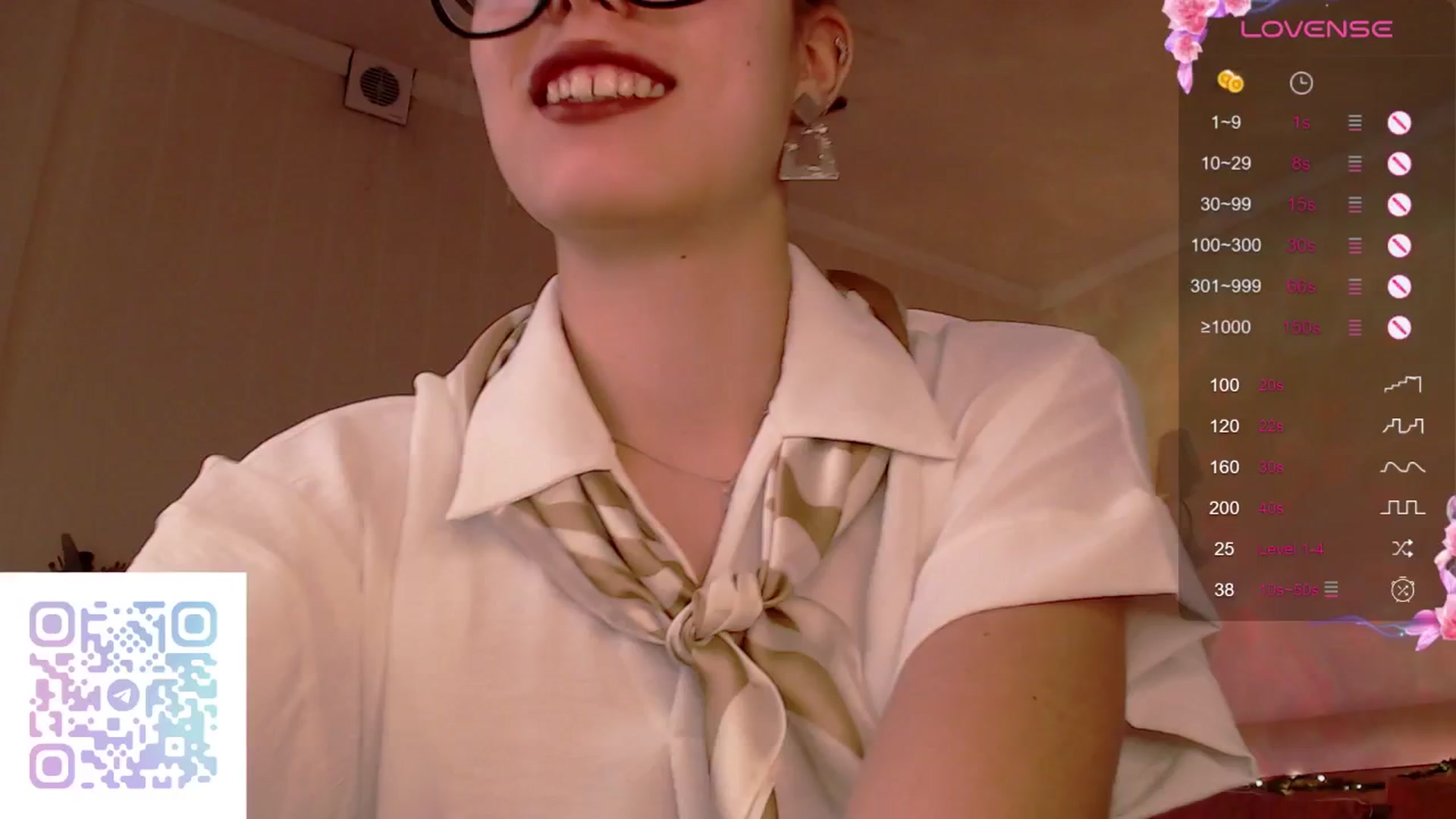 Gallery image thumbnail from LeilaVanilla's myfreecams stream on, 10/12/2025, 14:46 image 6 of 20