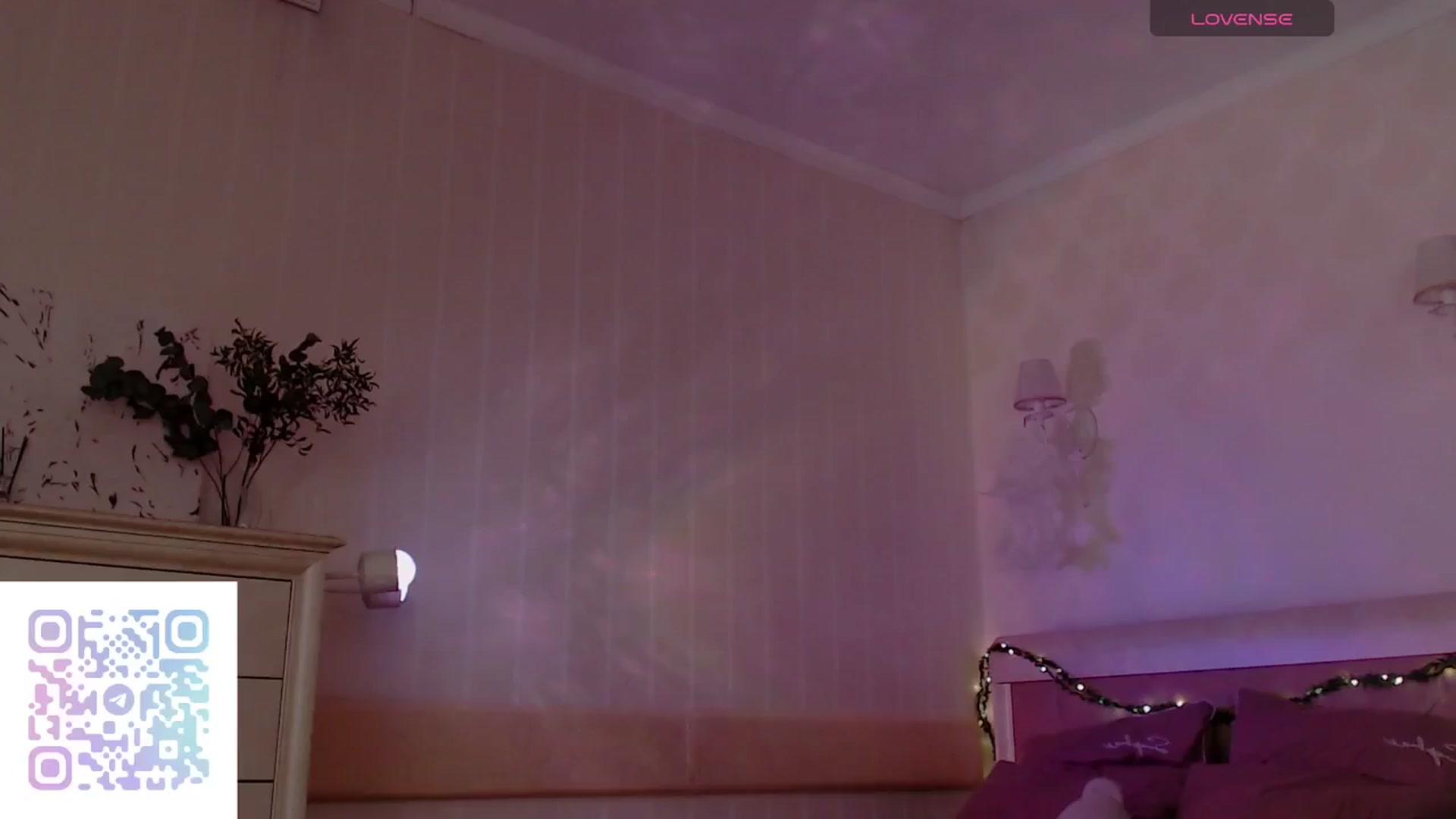 Gallery image thumbnail from LeilaVanilla's myfreecams stream on, 12/08/2025, 03:18 image 11 of 20