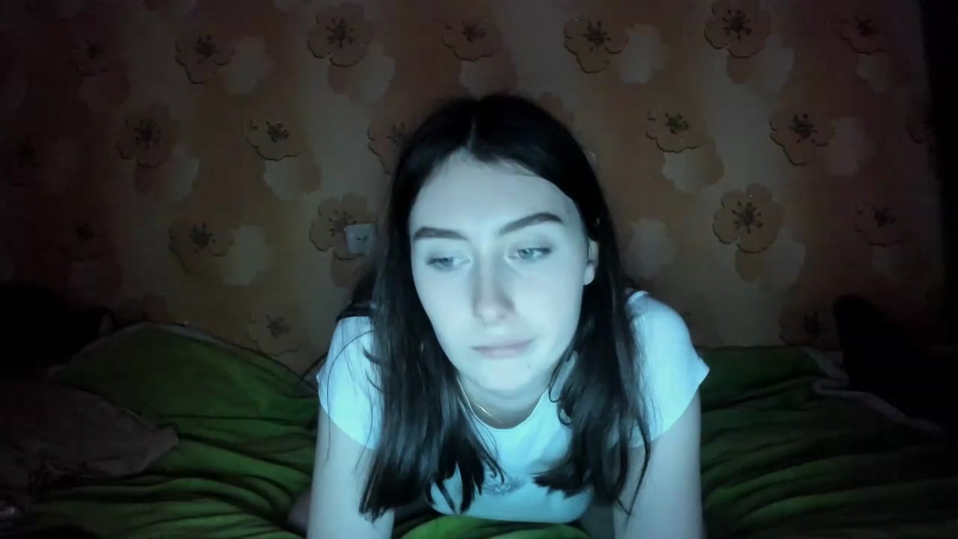 Gallery image thumbnail from Leila_Sinner's myfreecams stream on, 12/24/2022, 18:32 image 2 of 20