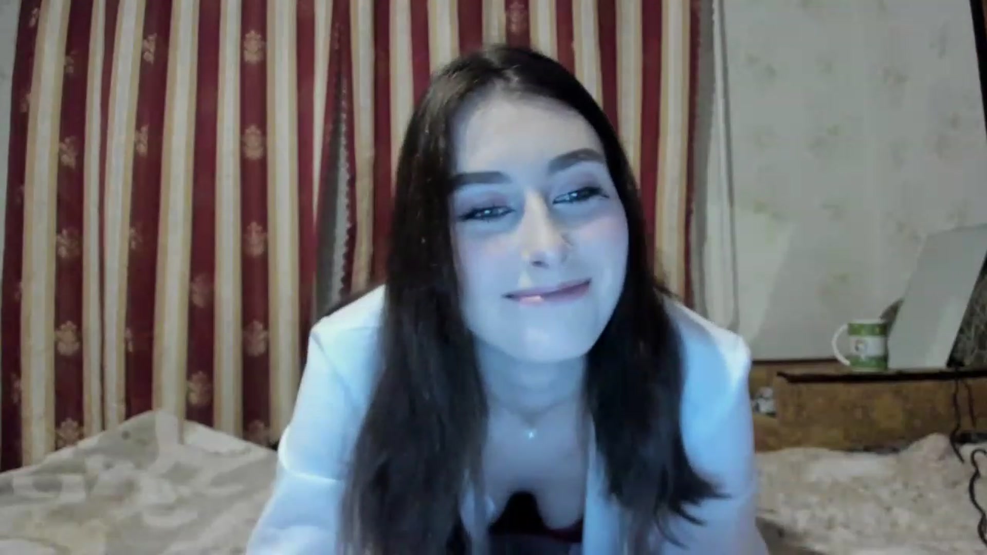 Gallery image thumbnail from Leila_Sinner's myfreecams stream on, 12/31/2022, 18:05 image 16 of 20