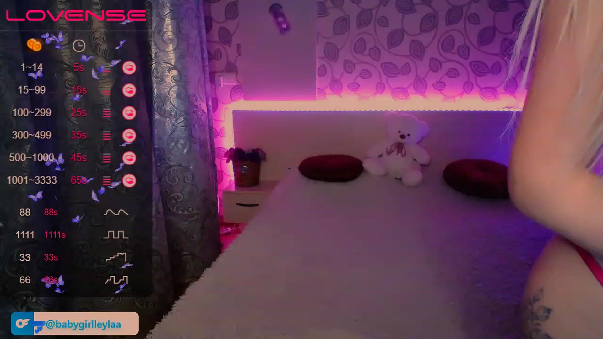 Gallery image thumbnail from Leila__Demir's myfreecams stream on, 03/24/2023, 16:11 image 8 of 20