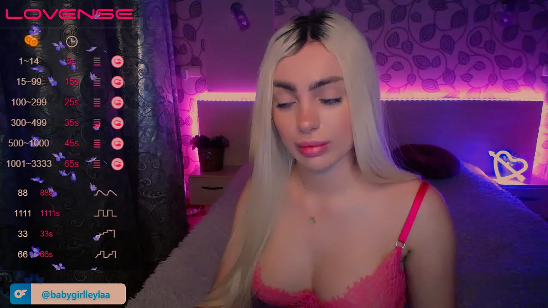 Gallery image thumbnail from Leila__Demir's myfreecams stream on, 03/24/2023, 16:11 image 1 of 20