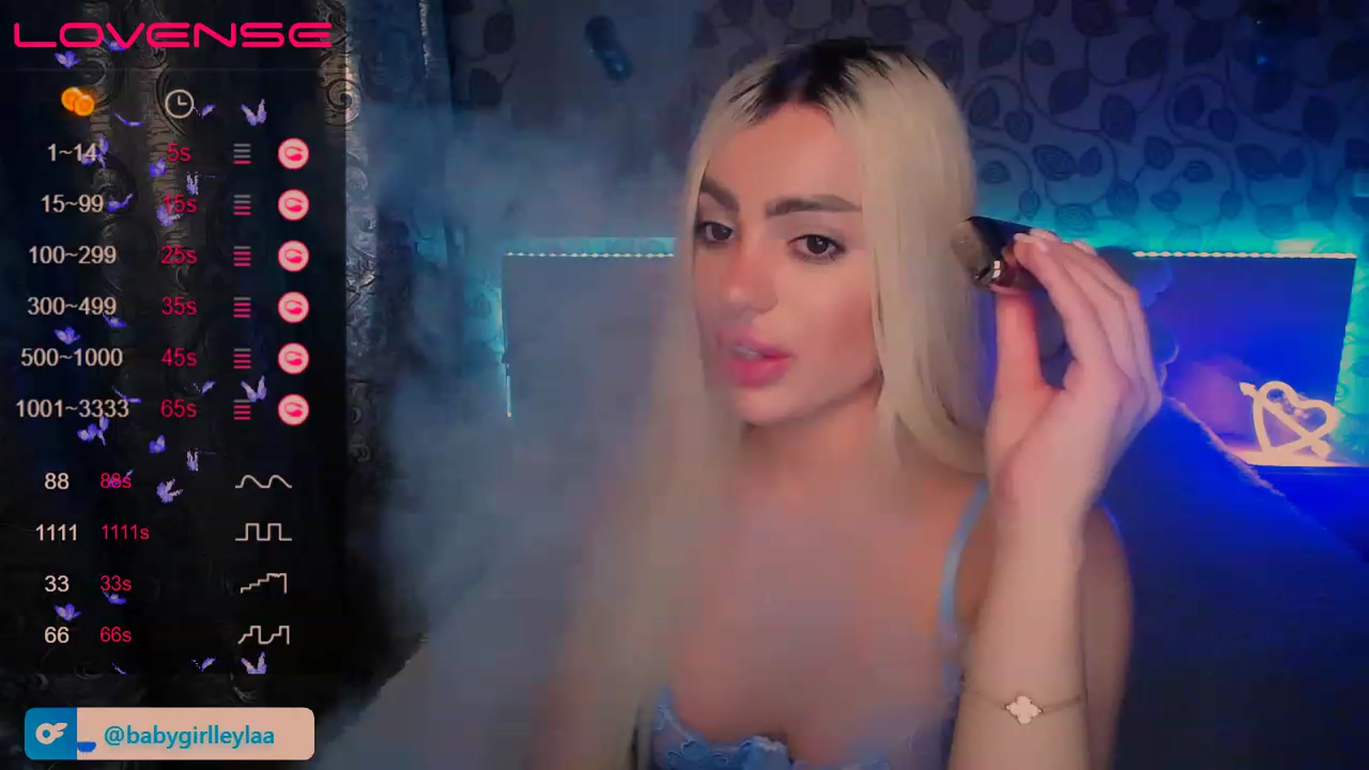 Gallery image thumbnail from Leila__Demir's myfreecams stream on, 04/01/2023, 16:11 image 11 of 20