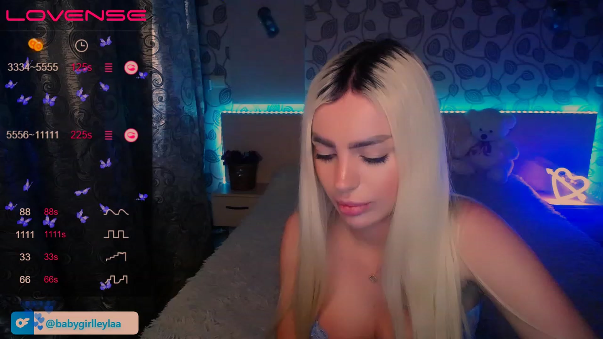 Gallery image thumbnail from Leila__Demir's myfreecams stream on, 04/01/2023, 16:55 image 5 of 20