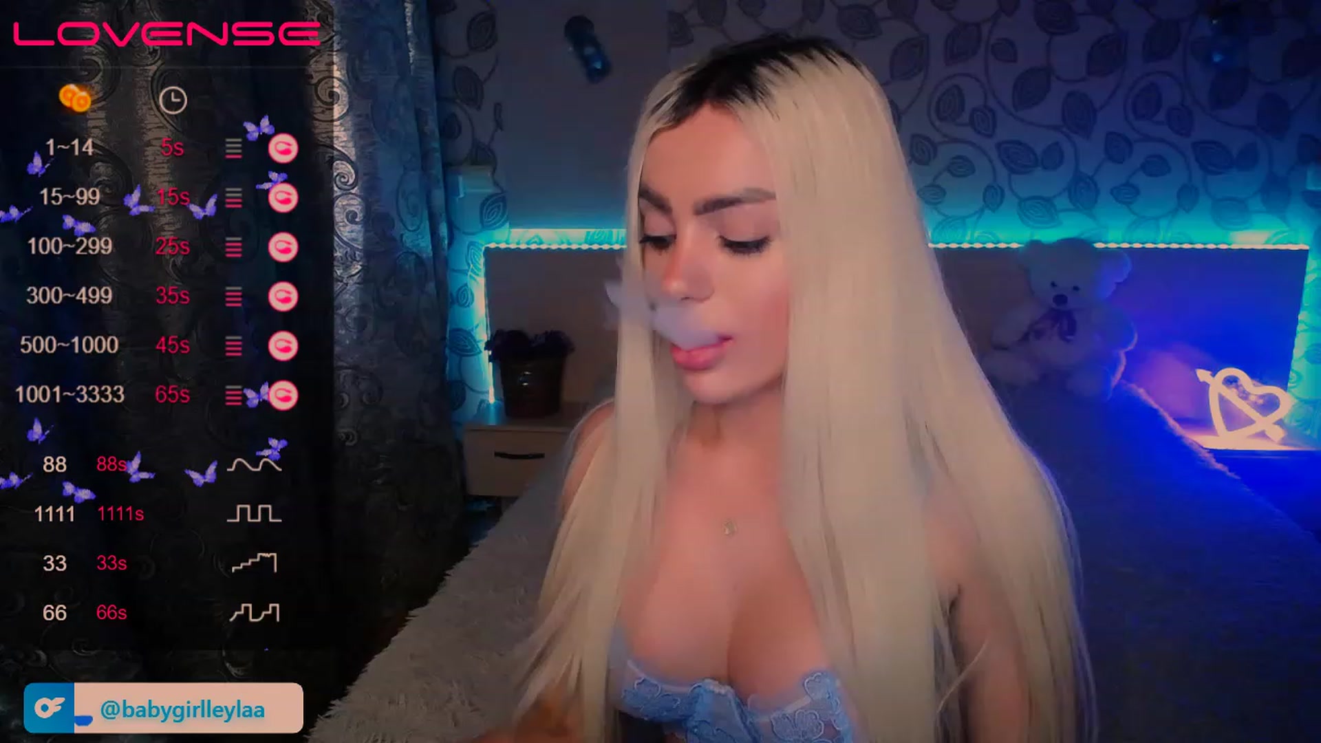 Gallery image thumbnail from Leila__Demir's myfreecams stream on, 04/01/2023, 16:55 image 13 of 20