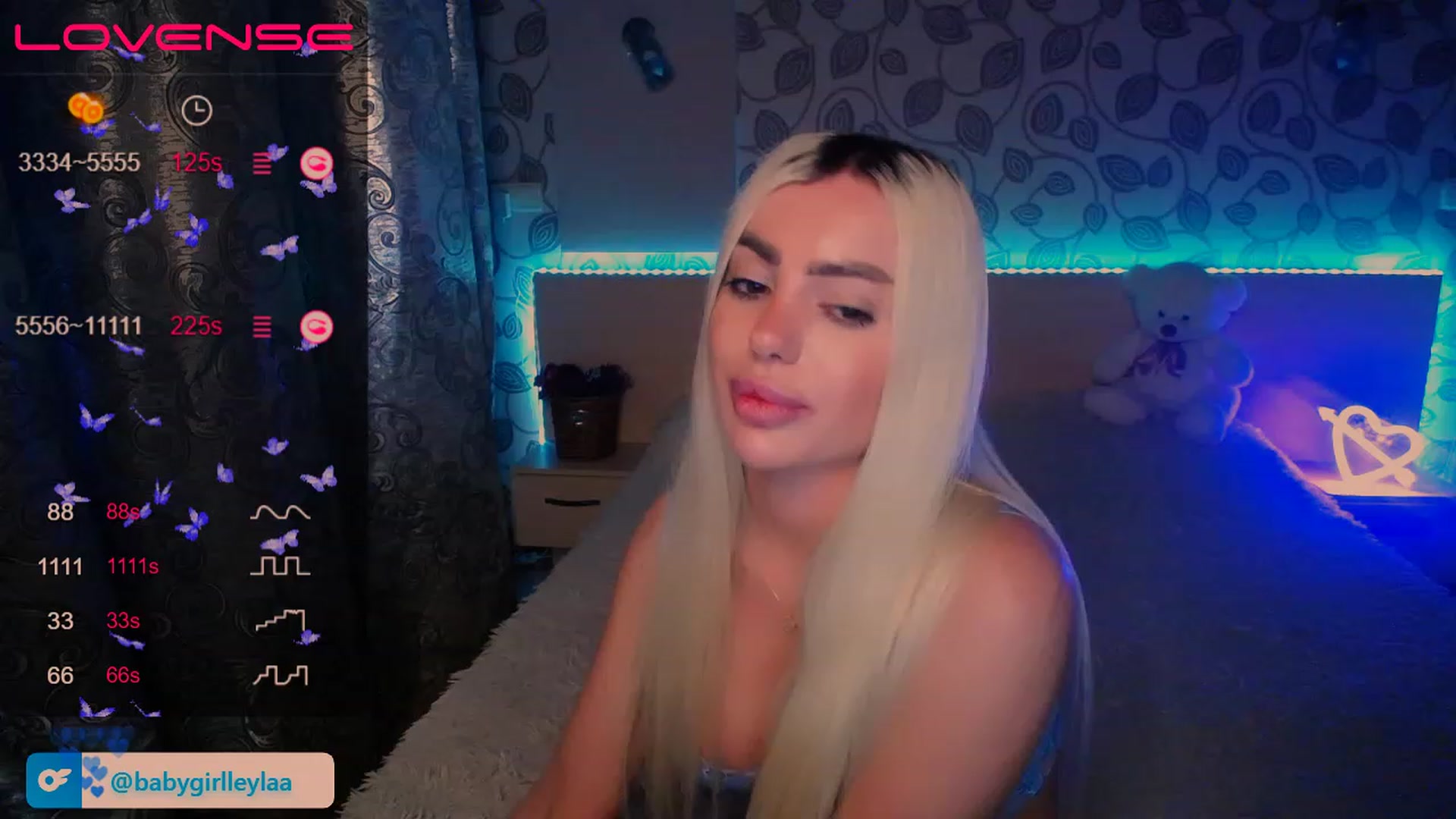 Gallery image thumbnail from Leila__Demir's myfreecams stream on, 04/01/2023, 16:55 image 2 of 20