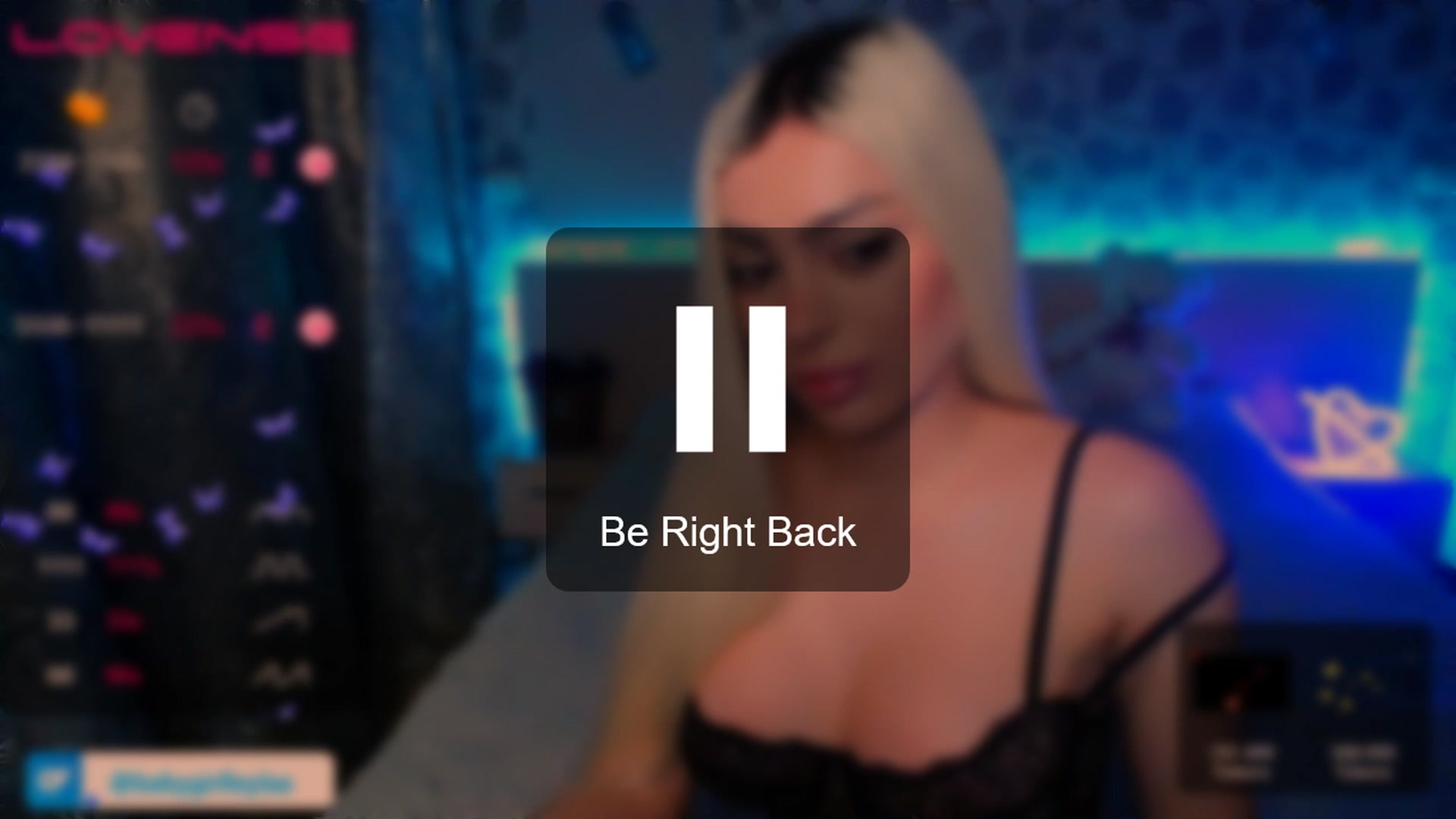 Gallery image thumbnail from Leila__Demir's myfreecams stream on, 04/03/2023, 16:01 image 7 of 20