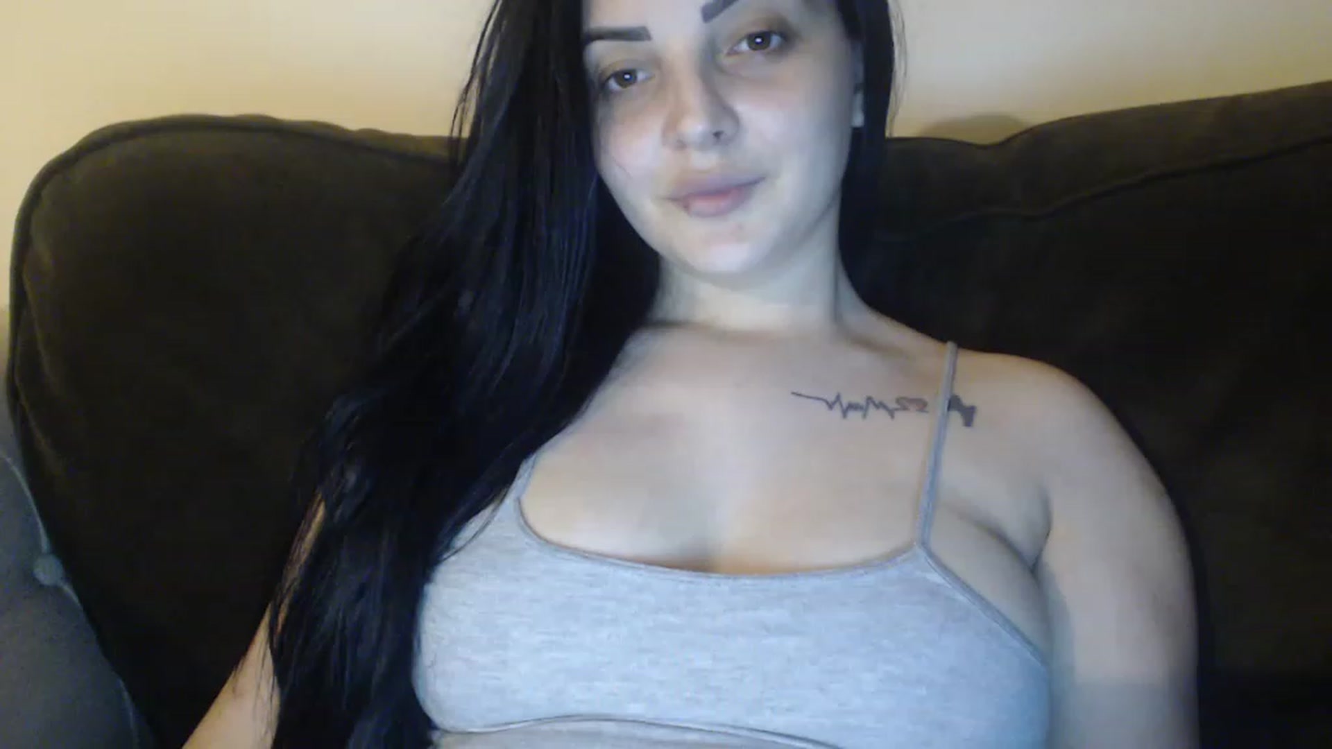 Gallery image thumbnail from Leilahot95's myfreecams stream on, 11/25/2022, 17:48 image 15 of 20