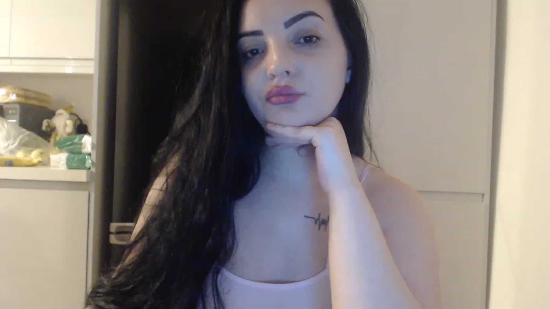 Gallery image thumbnail from Leilahot95's myfreecams stream on, 11/28/2022, 21:08 image 8 of 20