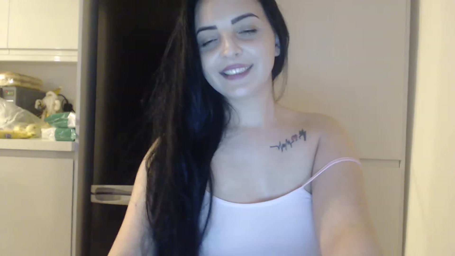 Gallery image thumbnail from Leilahot95's myfreecams stream on, 11/28/2022, 21:08 image 6 of 20