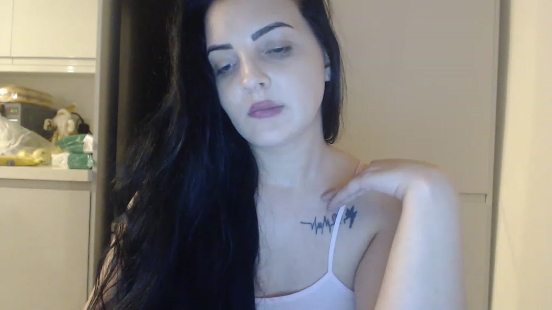 Gallery image thumbnail from Leilahot95's myfreecams stream on, 11/28/2022, 21:08 image 16 of 20