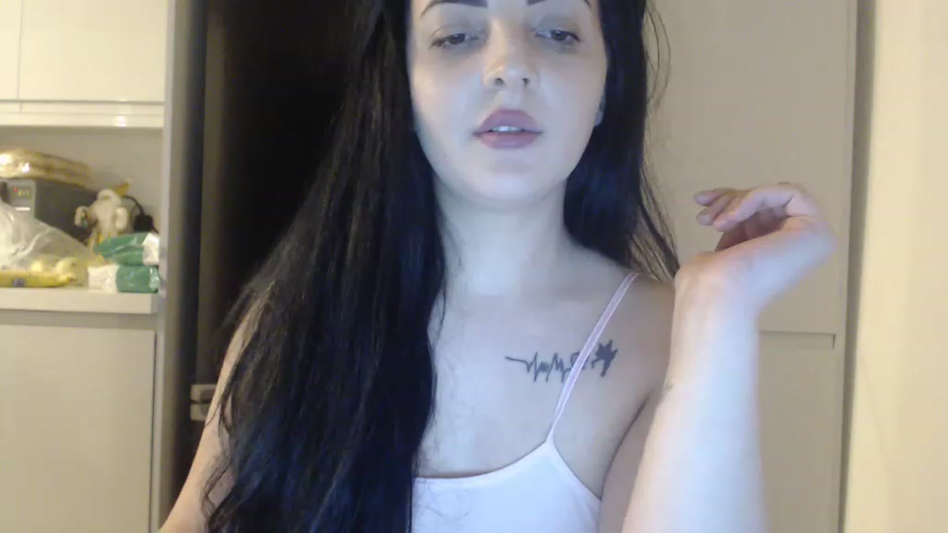 Gallery image thumbnail from Leilahot95's myfreecams stream on, 11/28/2022, 21:08 image 18 of 20