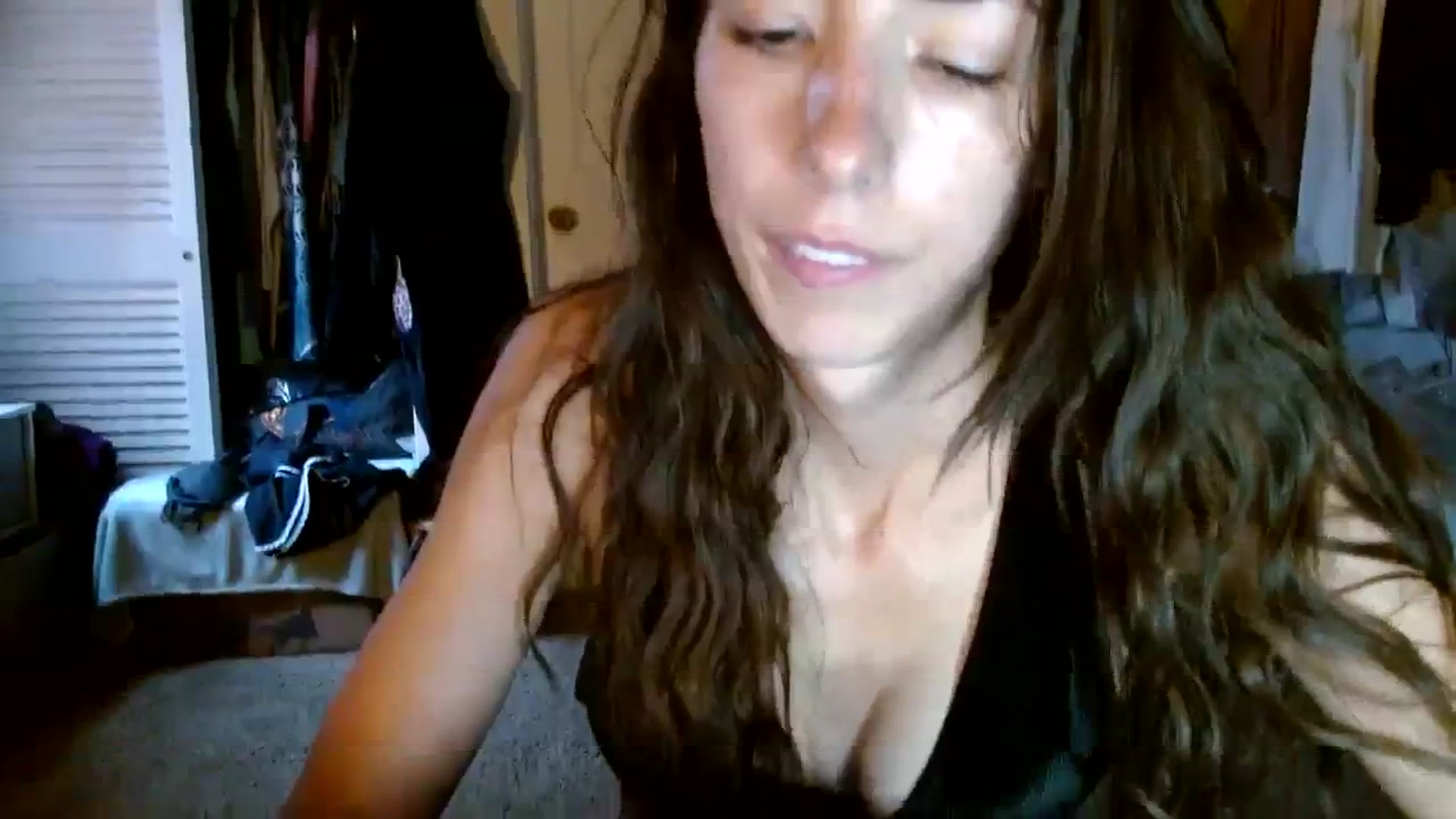 Gallery image thumbnail from Leilas_Life8's myfreecams stream on, 09/17/2023, 22:46 image 3 of 20