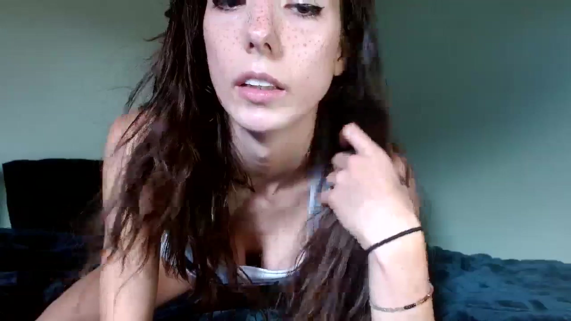 Gallery image thumbnail from Leilas_Life8's myfreecams stream on, 09/19/2023, 15:40 image 20 of 20