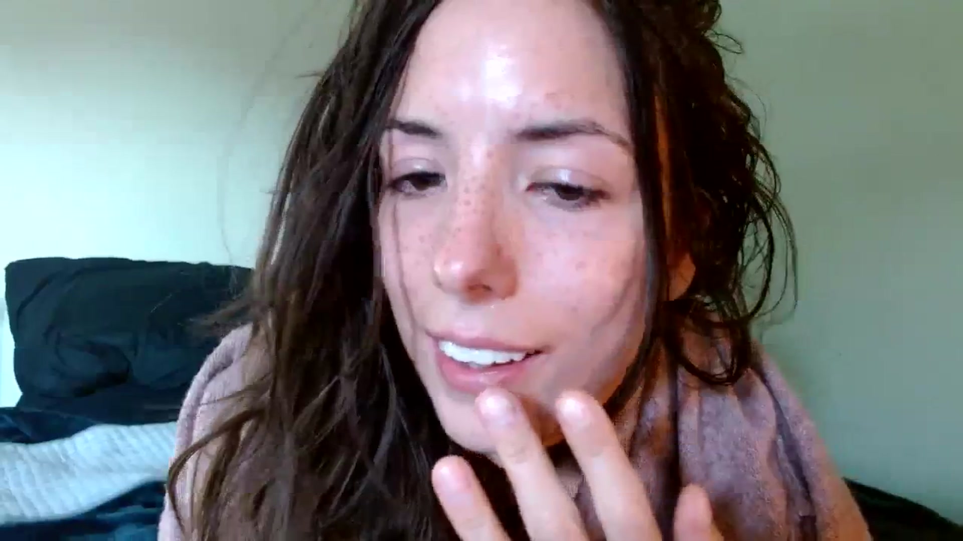 Gallery image thumbnail from Leilas_Life8's myfreecams stream on, 09/20/2023, 12:19 image 18 of 20