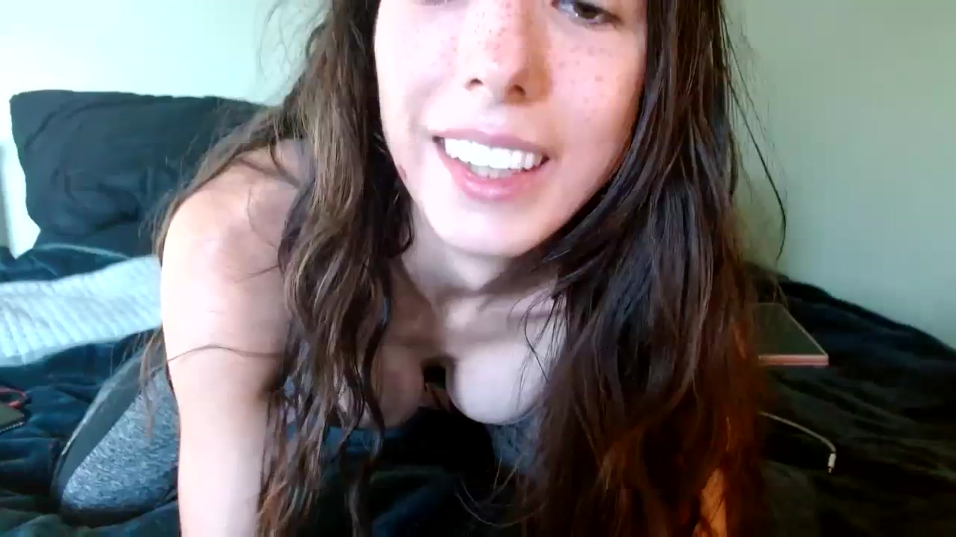 Gallery image thumbnail from Leilas_Life8's myfreecams stream on, 09/20/2023, 12:19 image 3 of 20