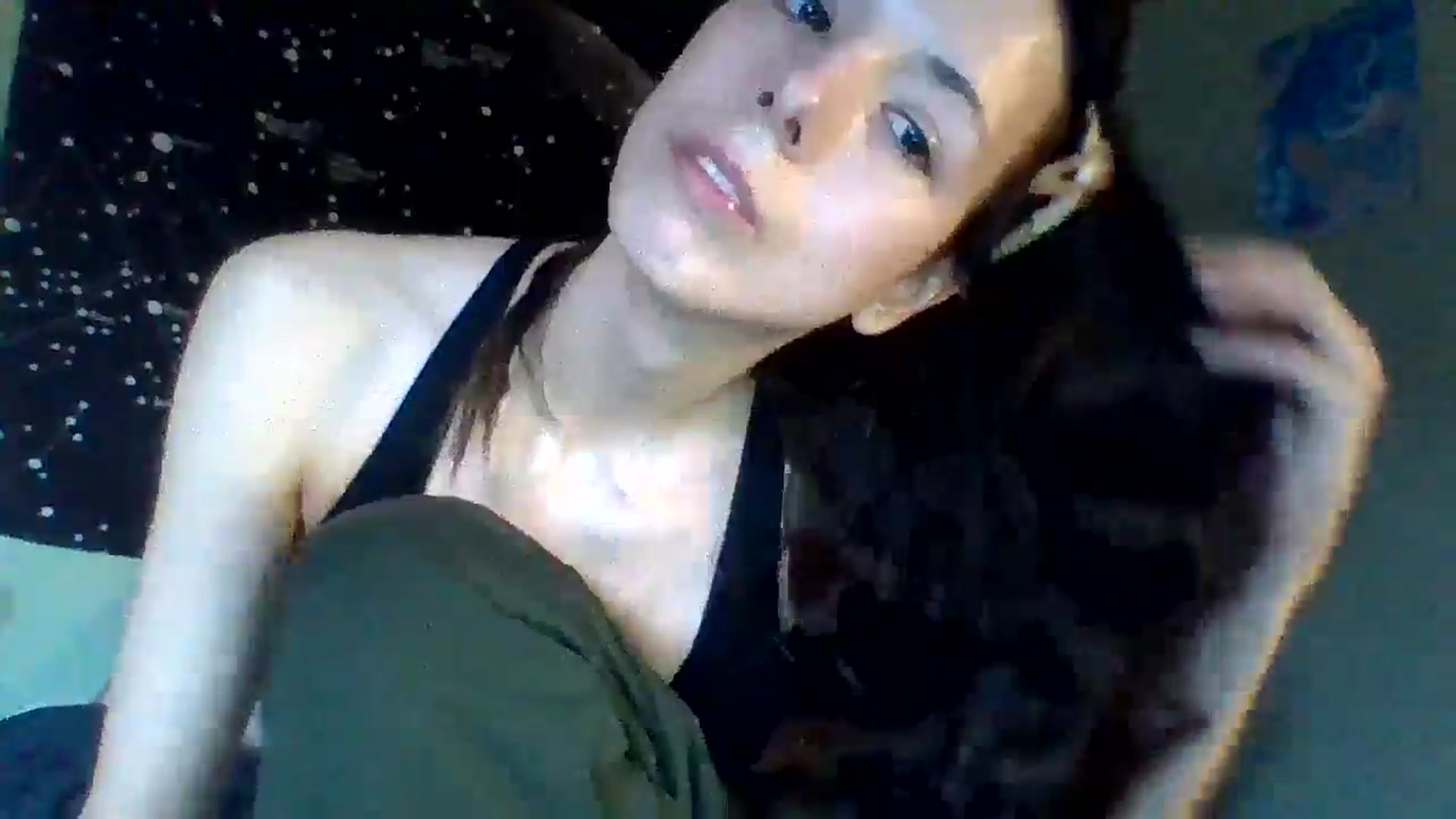 Gallery image thumbnail from Leilas_Life8's myfreecams stream on, 01/19/2025, 19:41 image 3 of 20
