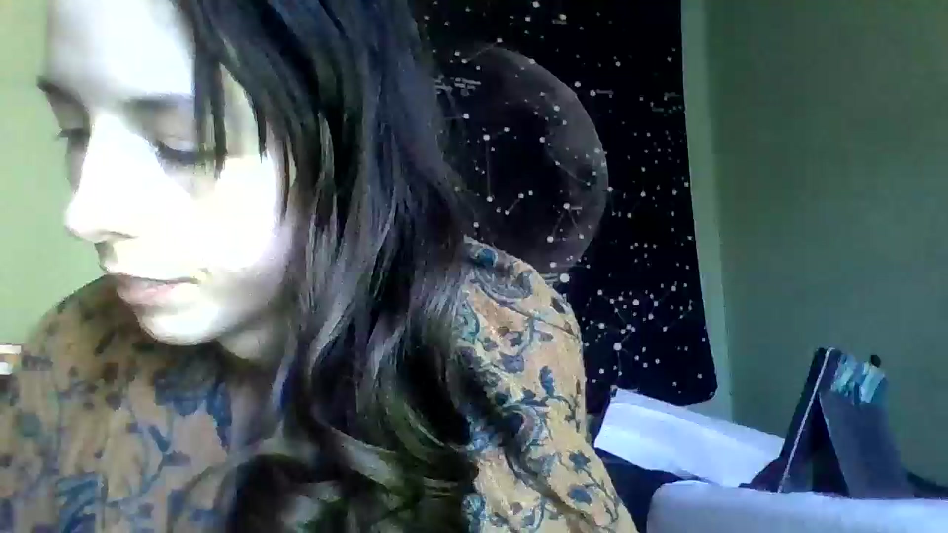 Gallery image thumbnail from Leilas_Life8's myfreecams stream on, 03/27/2025, 19:22 image 1 of 20