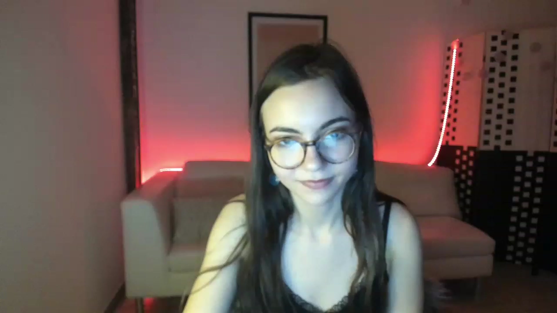 Gallery image thumbnail from Leilastar18's myfreecams stream on, 12/18/2022, 14:17 image 7 of 20