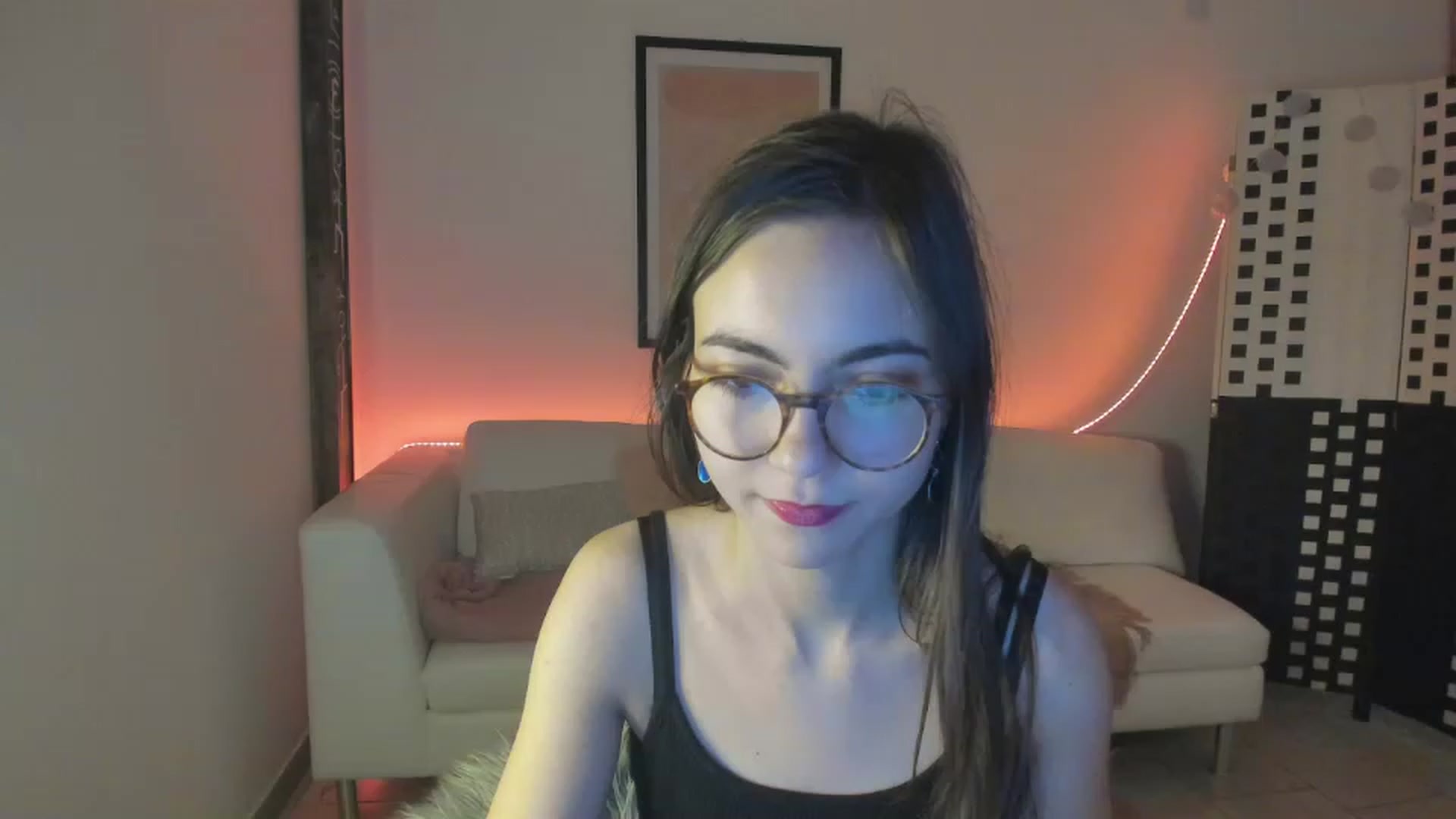 Gallery image thumbnail from Leilastar18's myfreecams stream on, 12/28/2022, 13:56 image 6 of 20