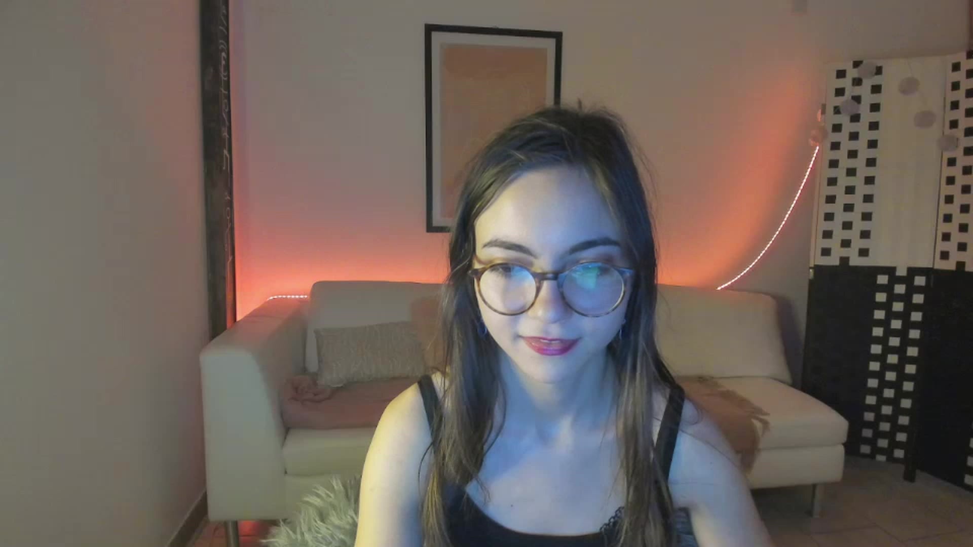 Gallery image thumbnail from Leilastar18's myfreecams stream on, 12/28/2022, 13:56 image 20 of 20