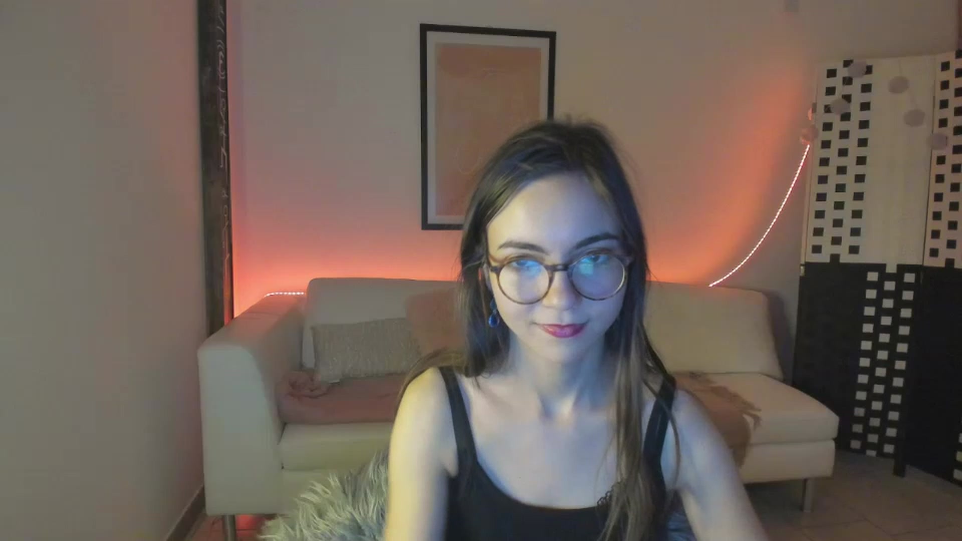 Gallery image thumbnail from Leilastar18's myfreecams stream on, 12/28/2022, 13:56 image 19 of 20