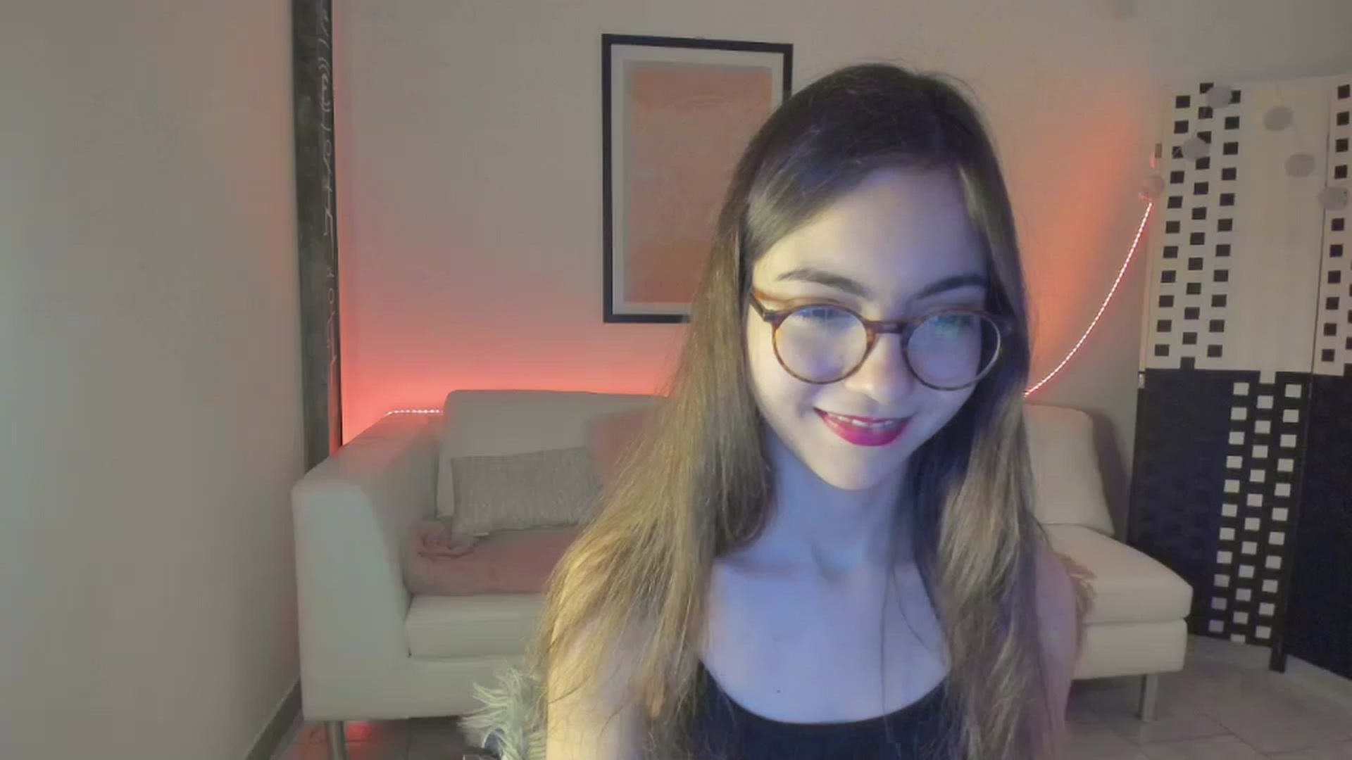 Gallery image thumbnail from Leilastar18's myfreecams stream on, 12/29/2022, 09:53 image 19 of 20