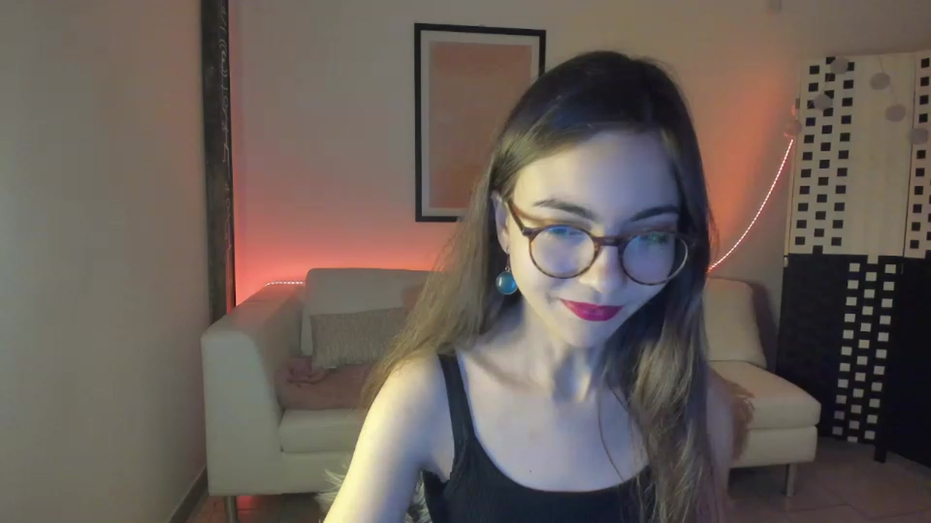 Gallery image thumbnail from Leilastar18's myfreecams stream on, 12/29/2022, 09:53 image 4 of 20