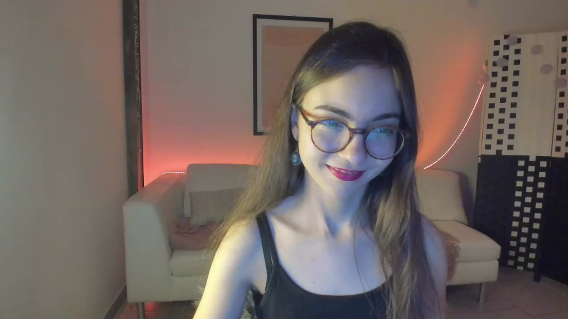 Gallery image thumbnail from Leilastar18's myfreecams stream on, 12/29/2022, 09:53 image 7 of 20