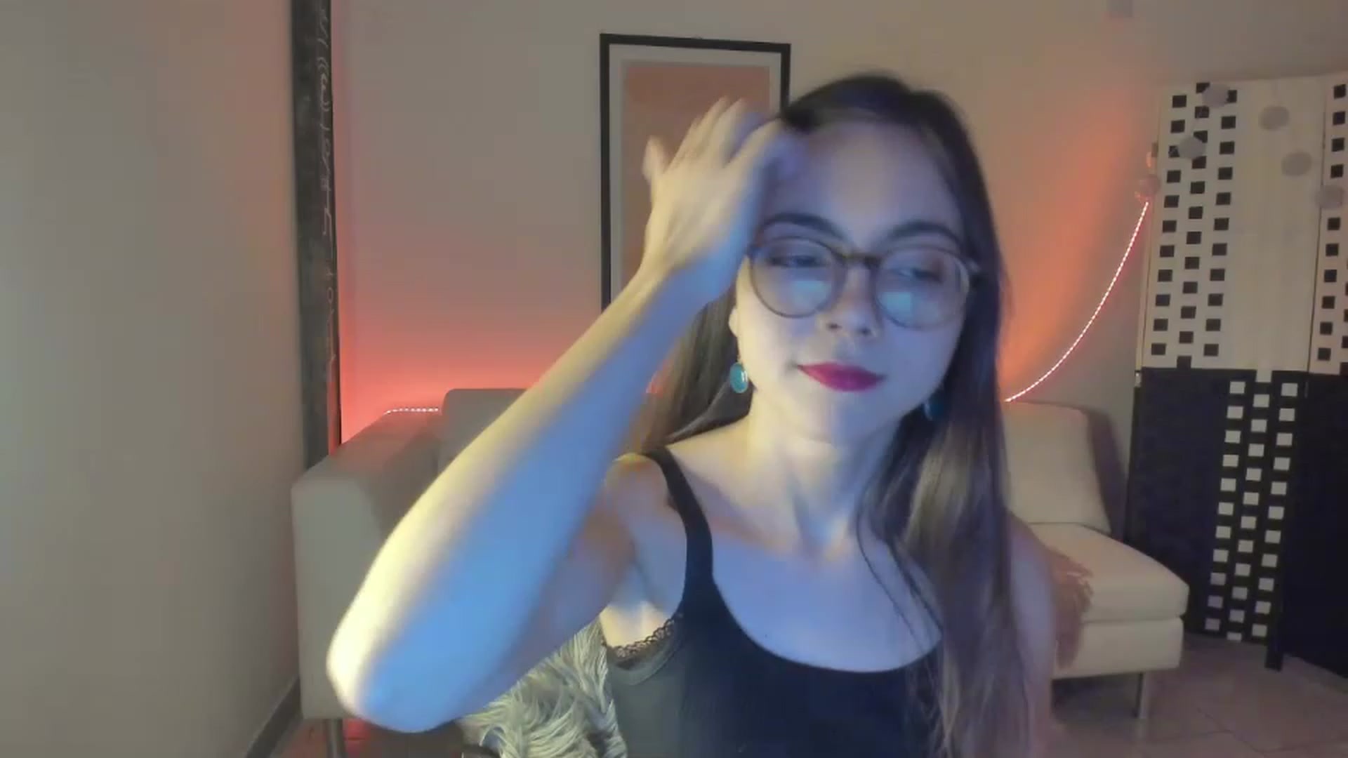 Gallery image thumbnail from Leilastar18's myfreecams stream on, 12/29/2022, 09:53 image 3 of 20
