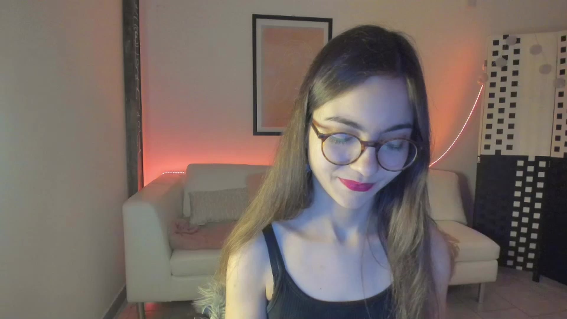 Gallery image thumbnail from Leilastar18's myfreecams stream on, 12/29/2022, 09:53 image 16 of 20