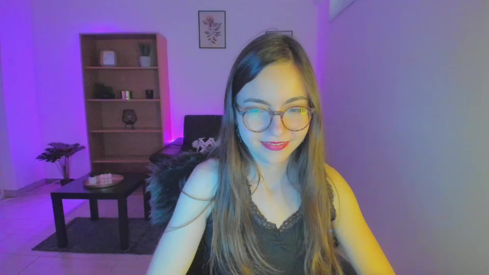 Gallery image thumbnail from Leilastar18's myfreecams stream on, 01/03/2023, 11:37 image 11 of 20