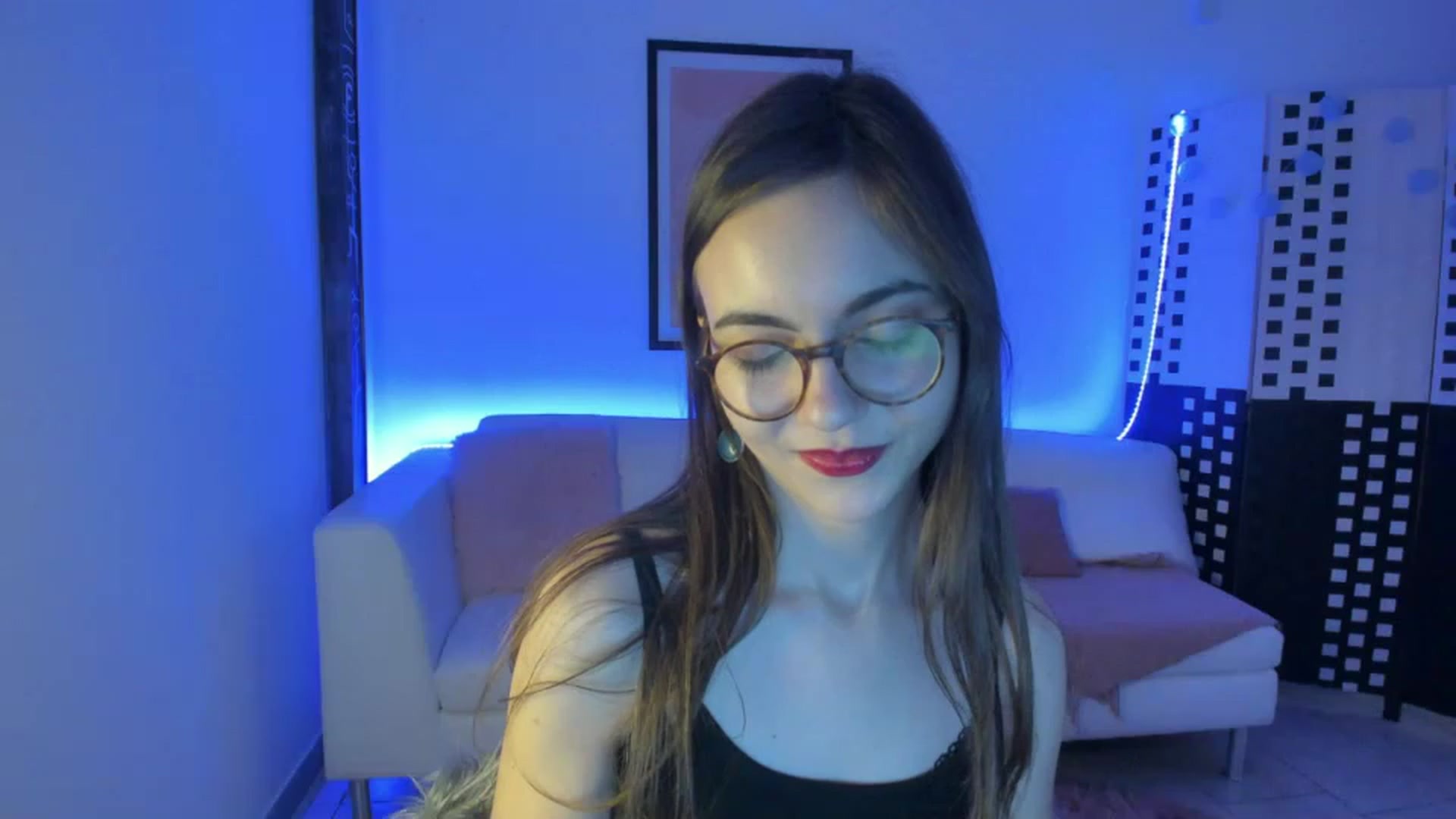 Gallery image thumbnail from Leilastar18's myfreecams stream on, 01/04/2023, 11:23 image 14 of 20