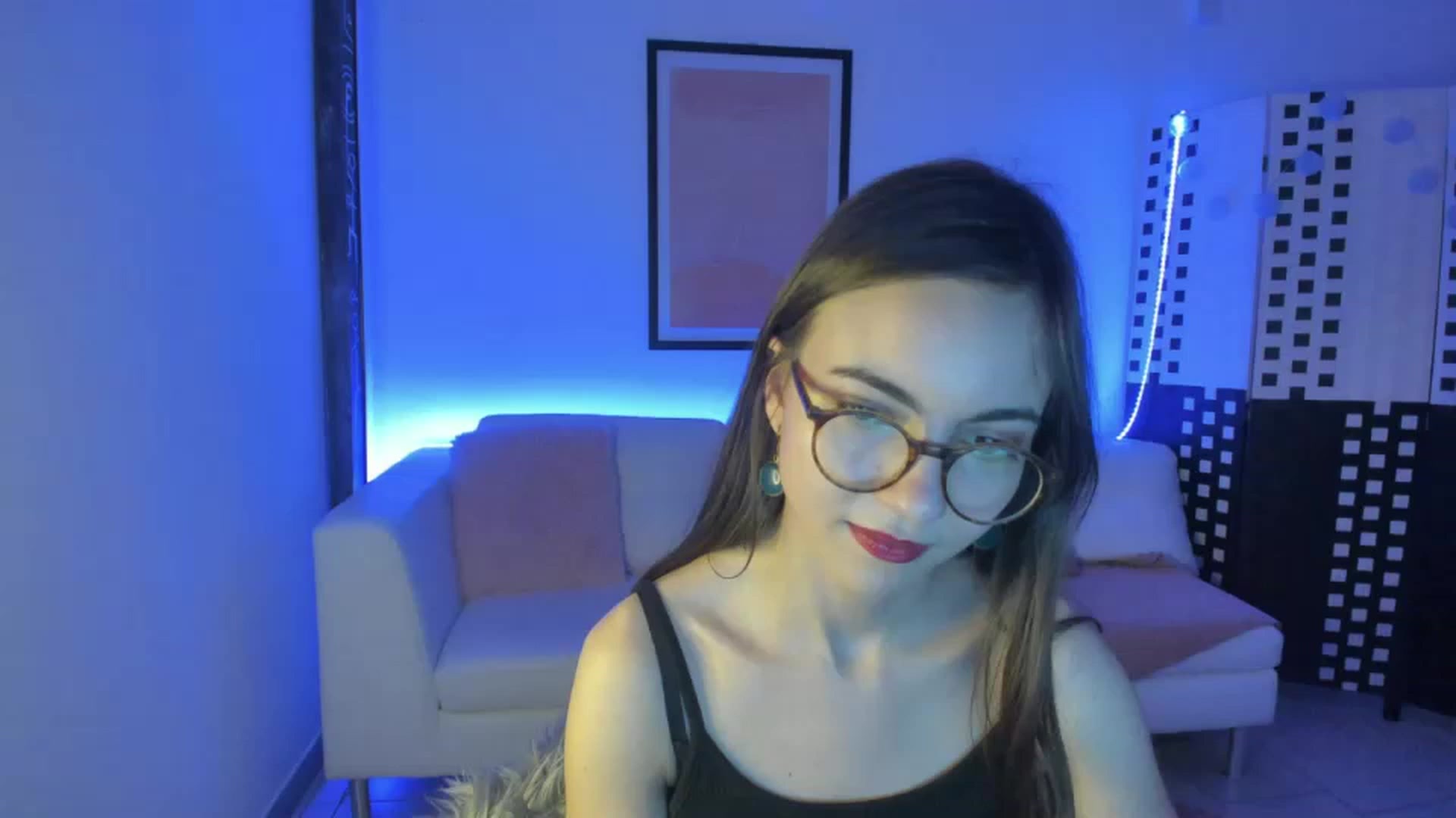 Gallery image thumbnail from Leilastar18's myfreecams stream on, 01/04/2023, 13:59 image 13 of 20