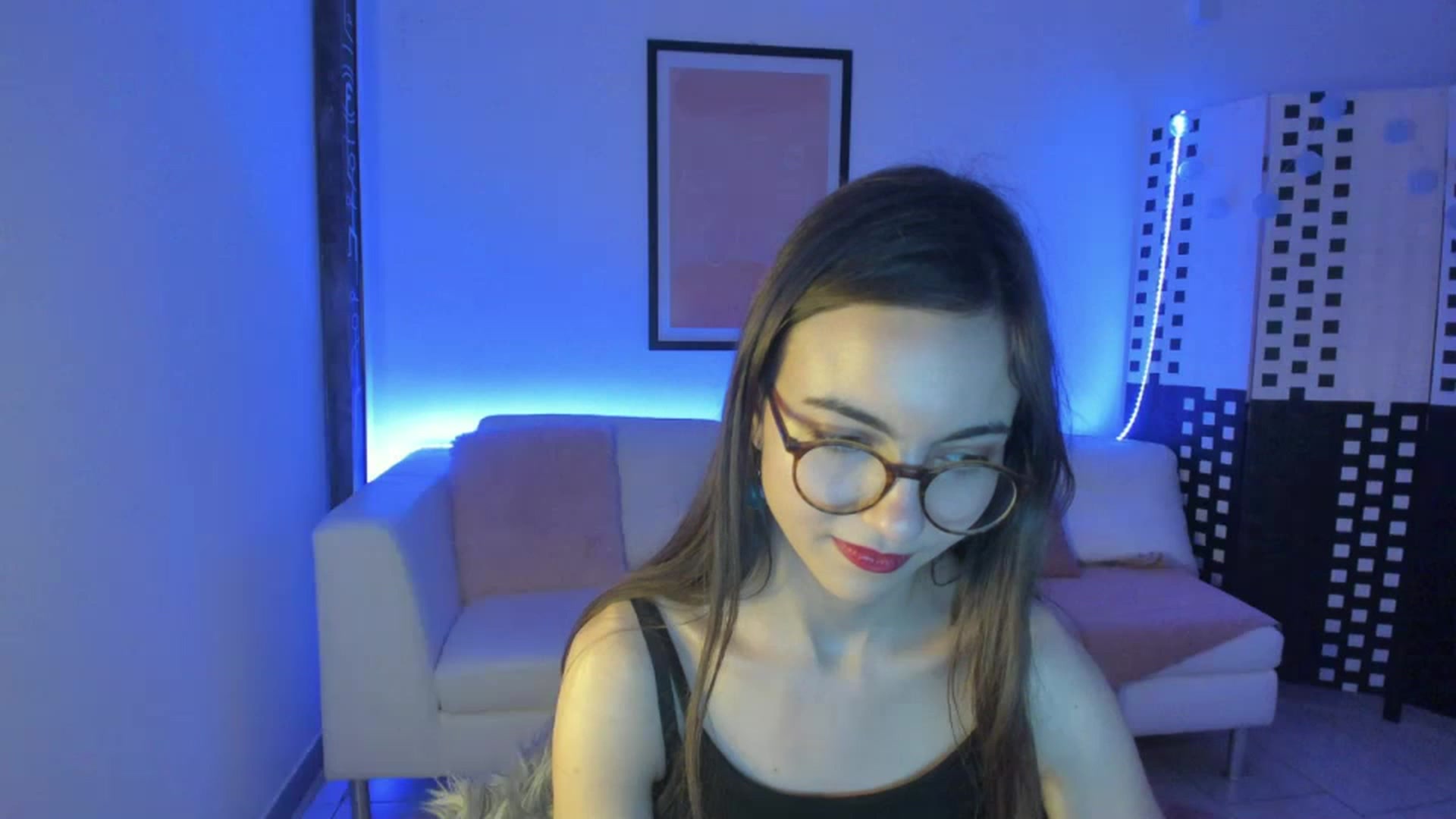 Gallery image thumbnail from Leilastar18's myfreecams stream on, 01/04/2023, 13:59 image 10 of 20