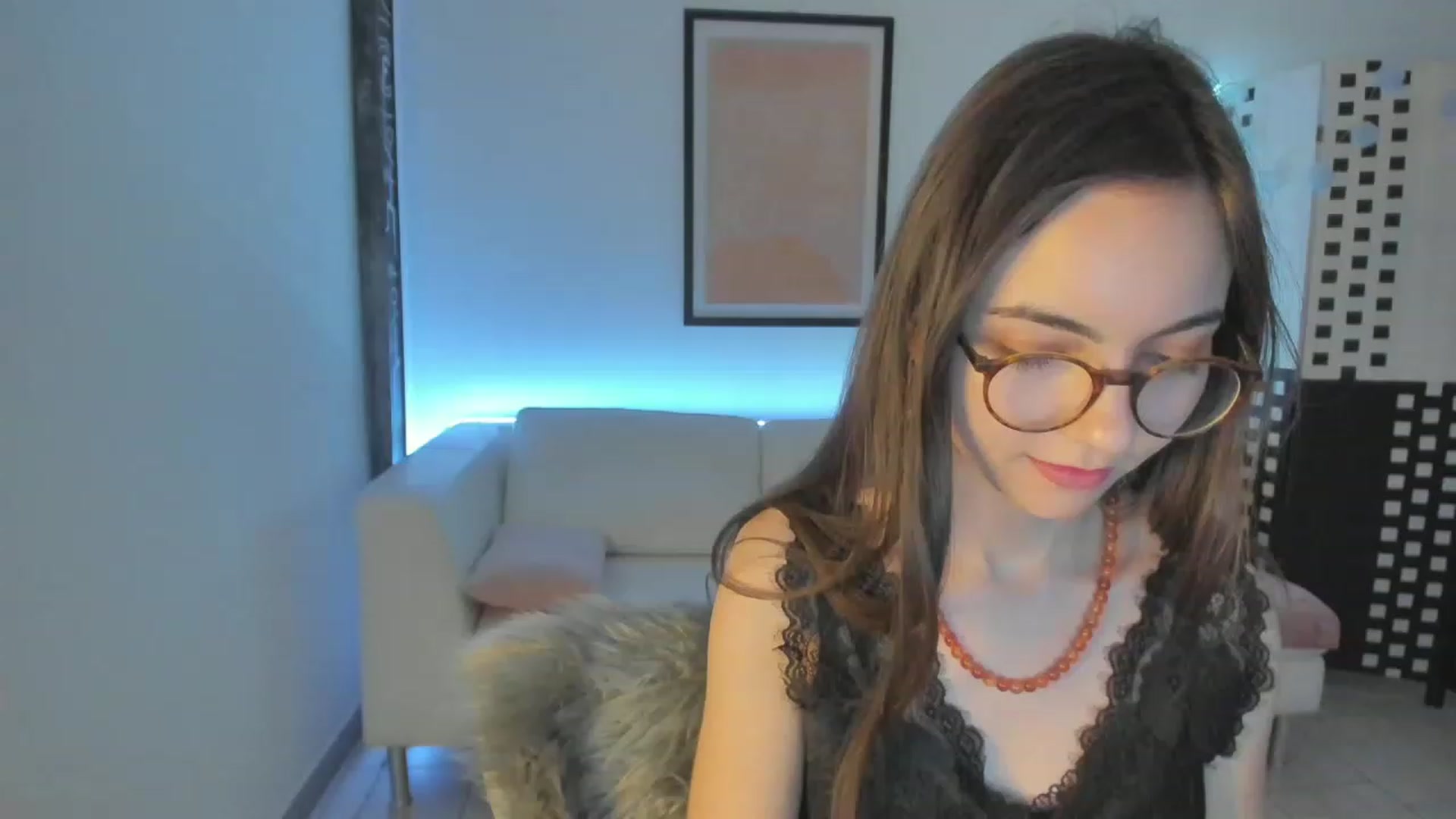 Gallery image thumbnail from Leilastar18's myfreecams stream on, 01/16/2023, 12:17 image 14 of 20