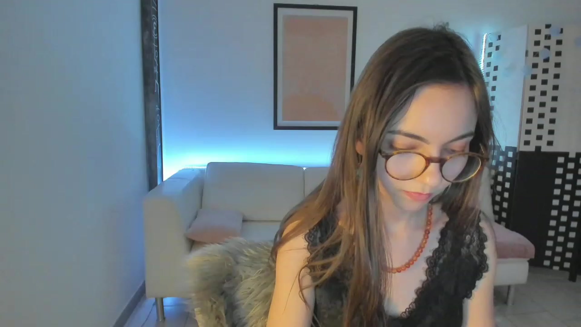 Gallery image thumbnail from Leilastar18's myfreecams stream on, 01/16/2023, 12:17 image 11 of 20