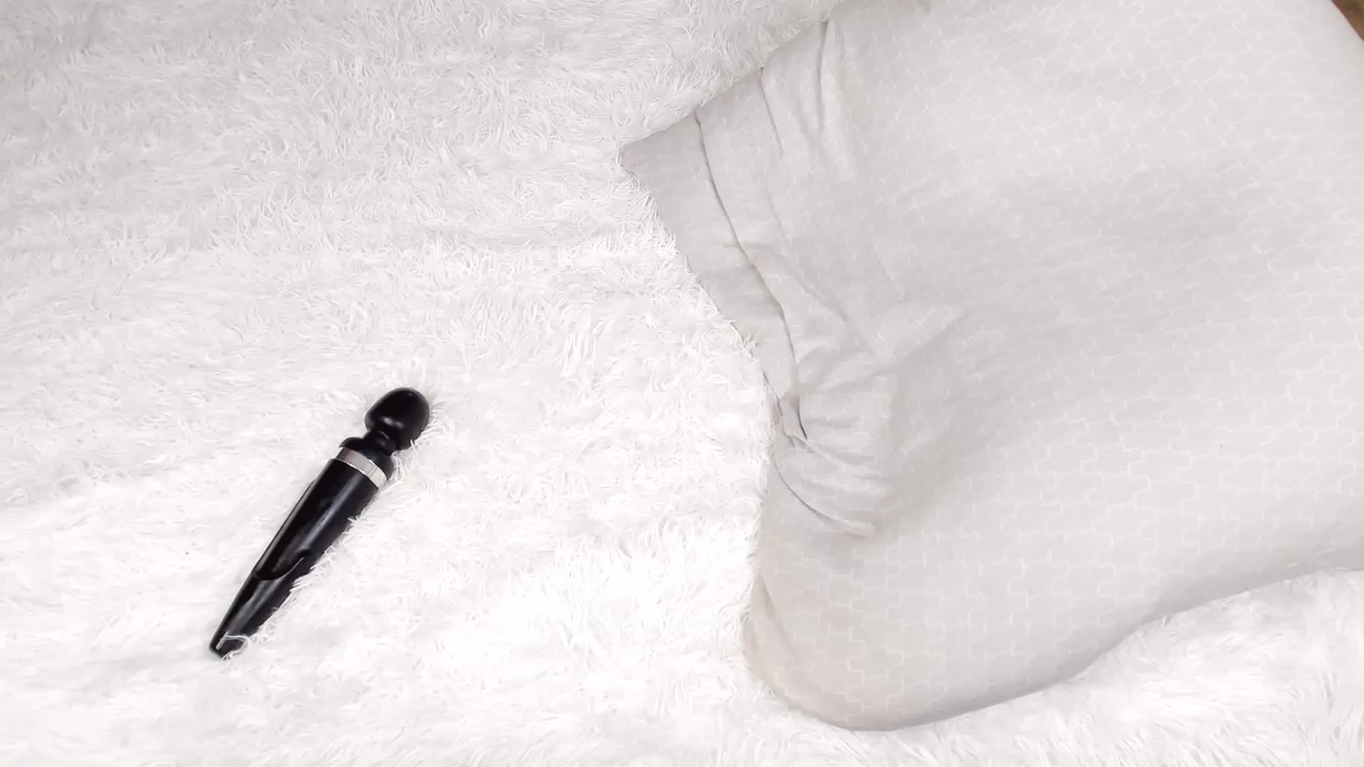 Gallery image thumbnail from LeksWest's myfreecams stream on, 11/17/2022, 16:01 image 13 of 20